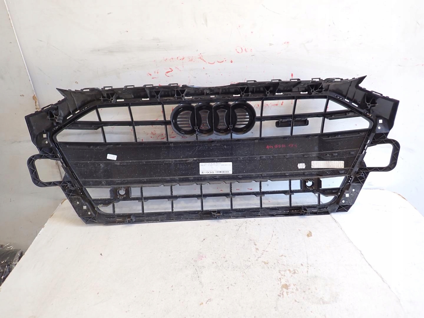 grille AUDI A4 B9 LIFT 2019- 8W0853651DF