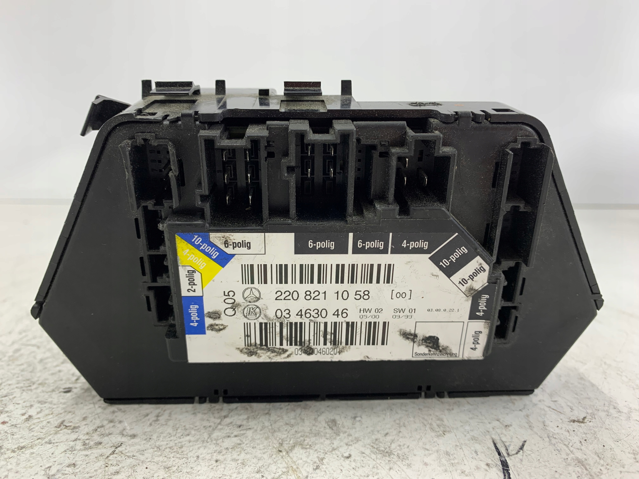 MERCEDES W220 PANEL SITZ rechts heck 2208211058