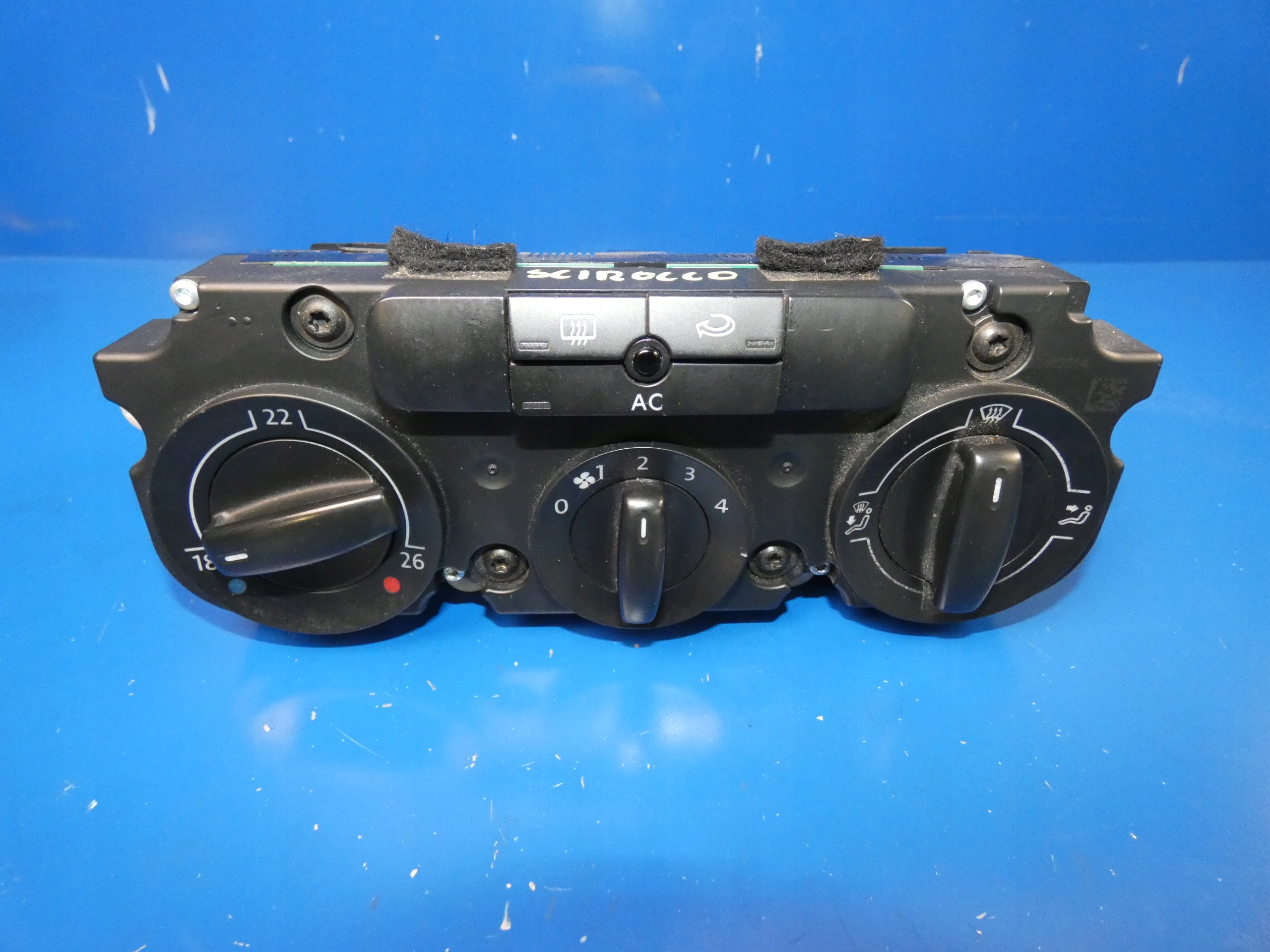 VW SCIROCCO III 08- PANEL klími klimatizaci