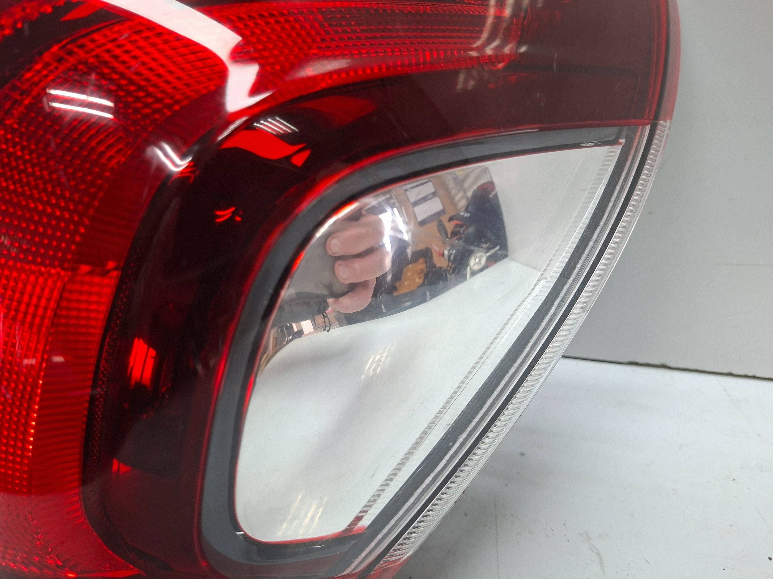 far stražnja desna PEUGEOT 108 2014