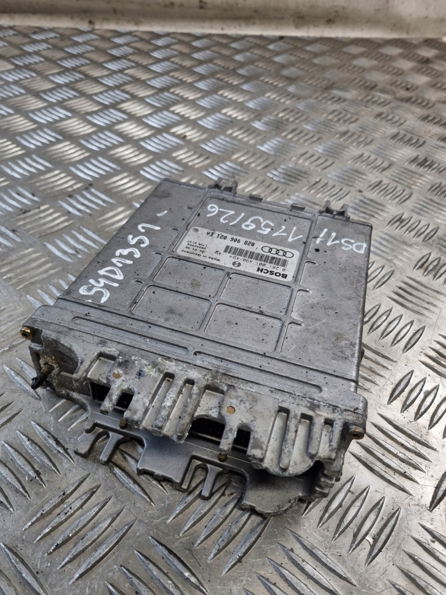 bedienteil des motors AUDI A4 B5 1.9 TDI