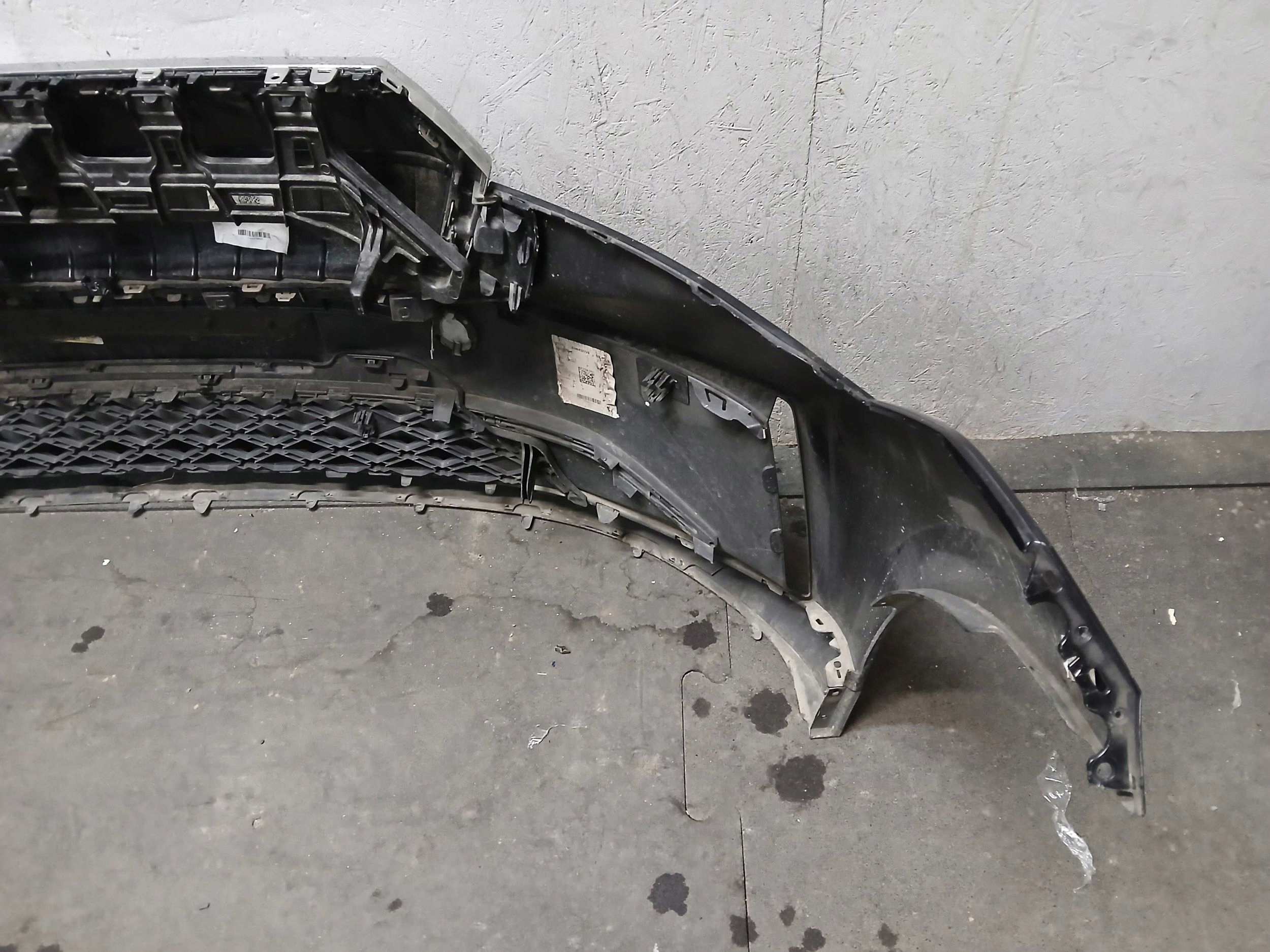 bumper front SKODA ENYAQ