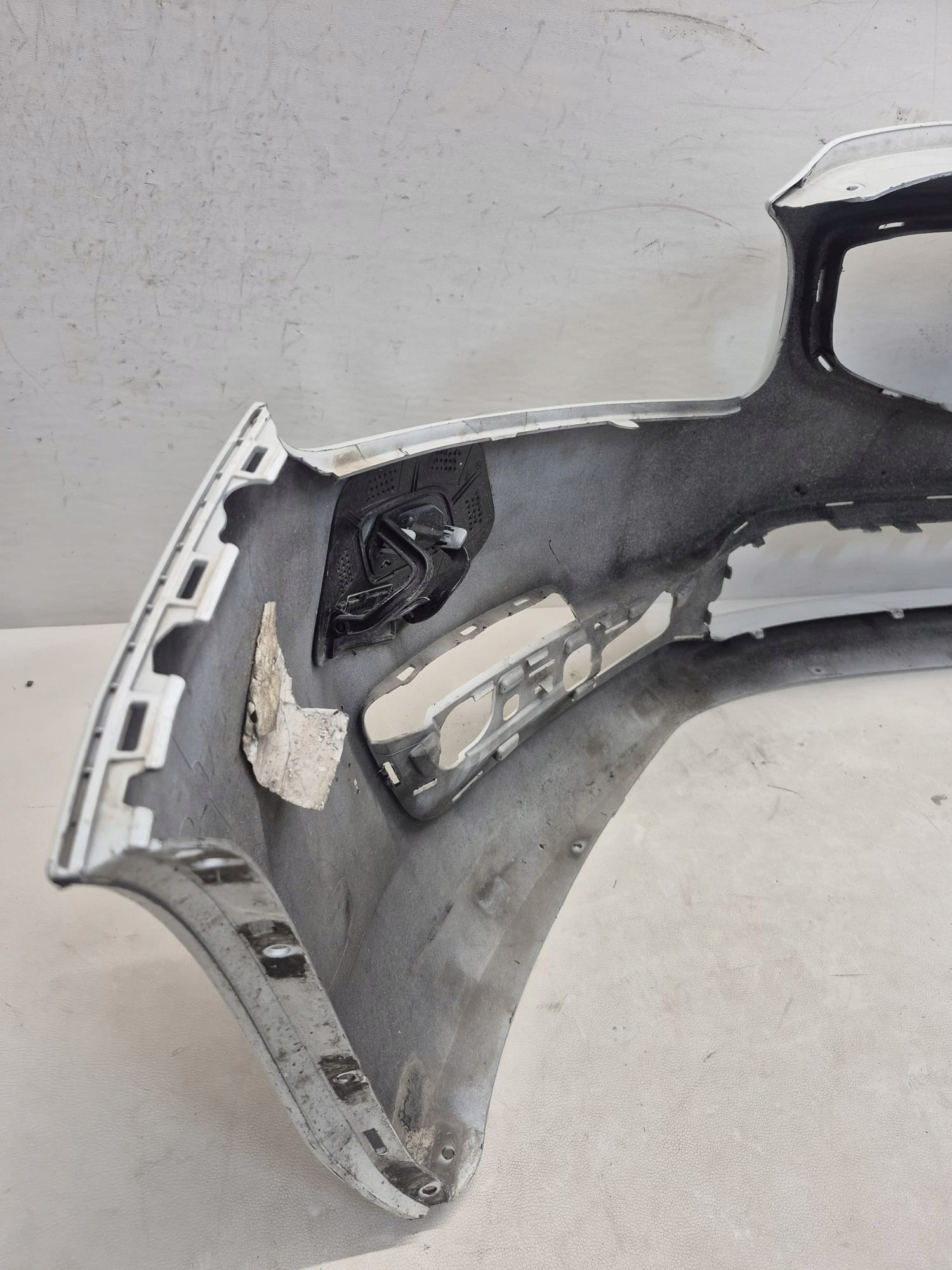 VOLVO V60 and 1 S60 II 2 LIFT 13-18 bumper front front washer
