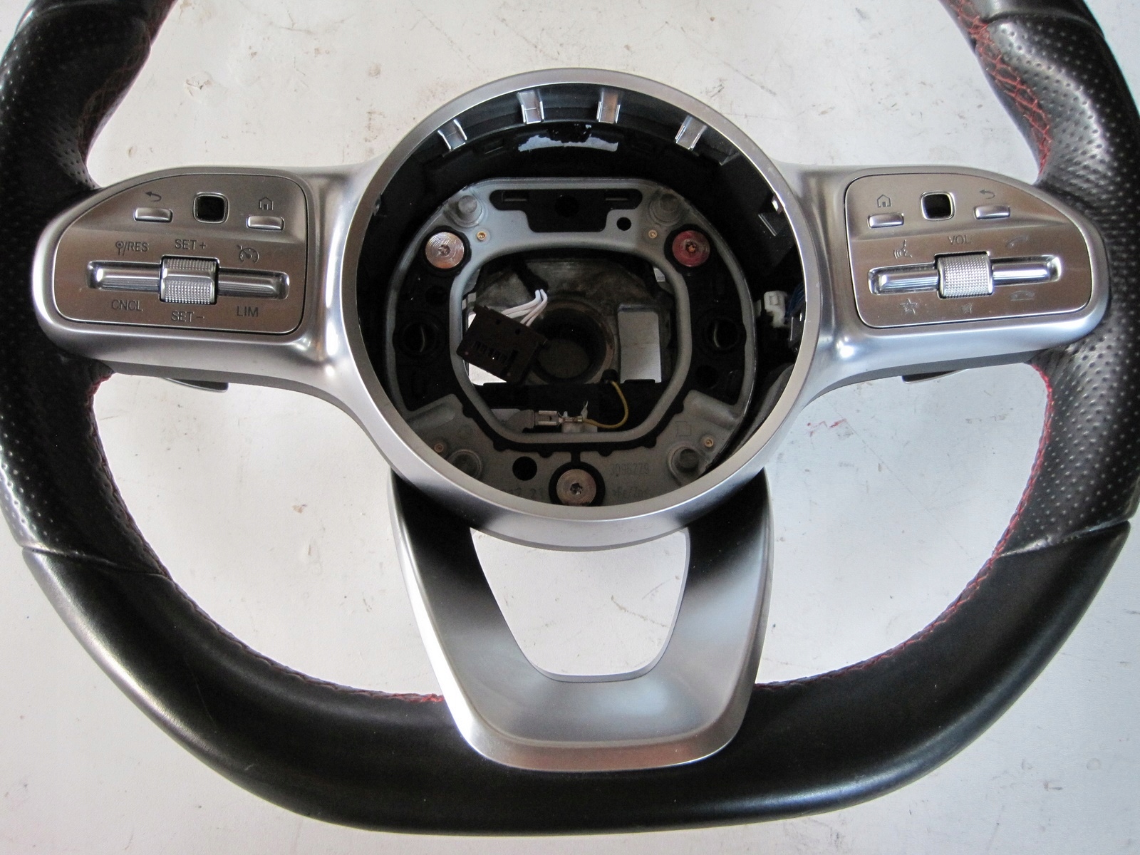 lenkrad MERCEDES GLA 247