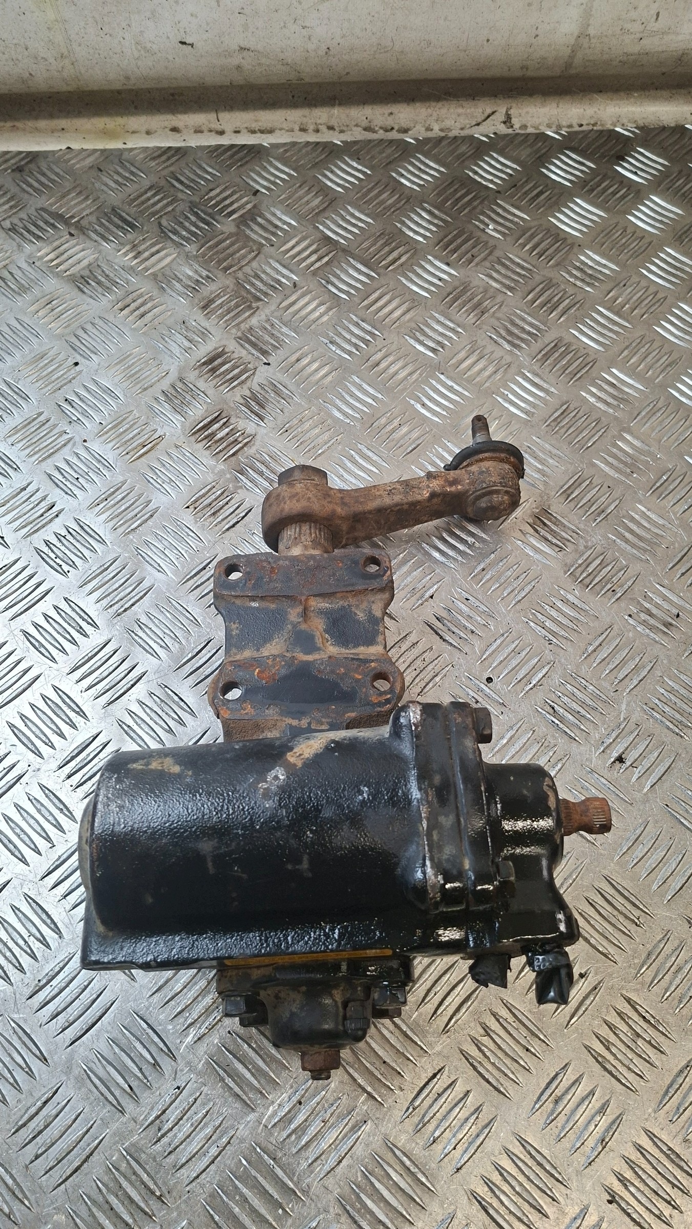 crémaillère direction assistée HYUNDAI GALOPER 2.5D