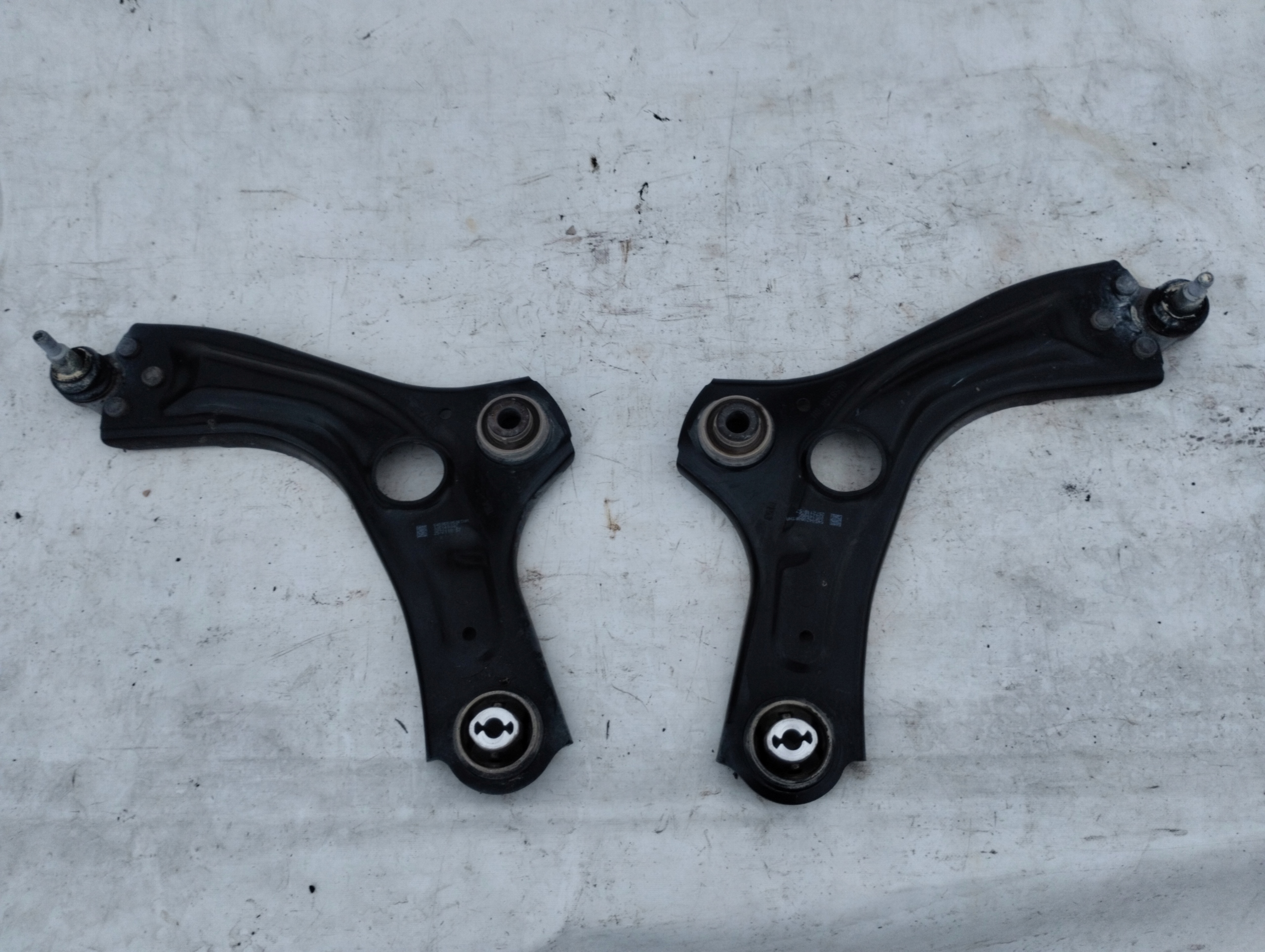 RENAULT CAPTUR II arm right left