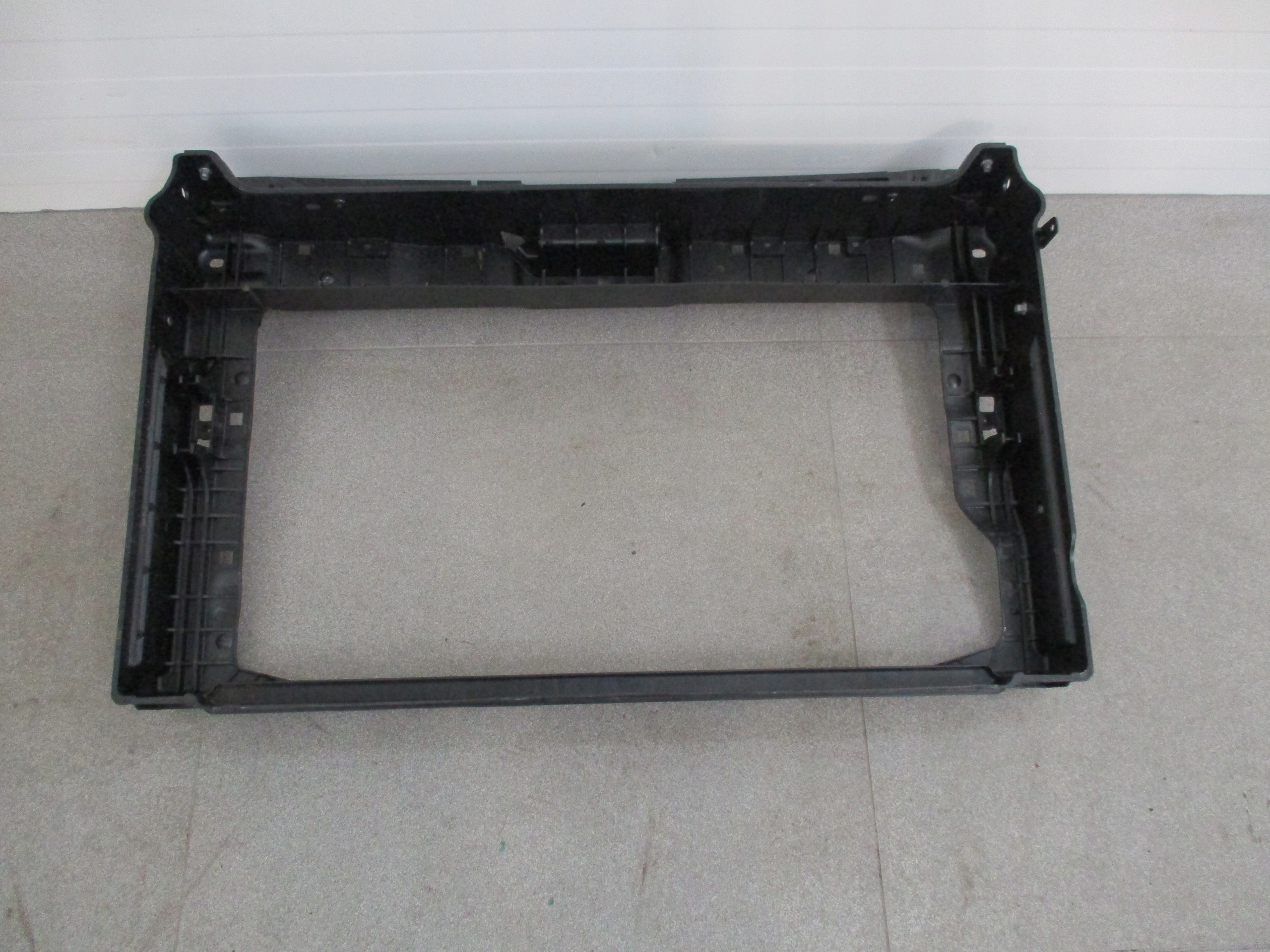 front body wall pillar Skoda Fabia 4 IV 6VA805588