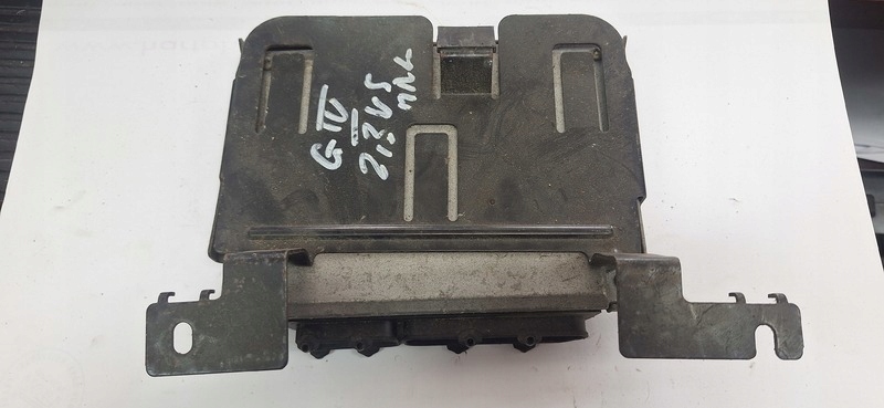 computer control unit VW GOLF IV 071906018R
