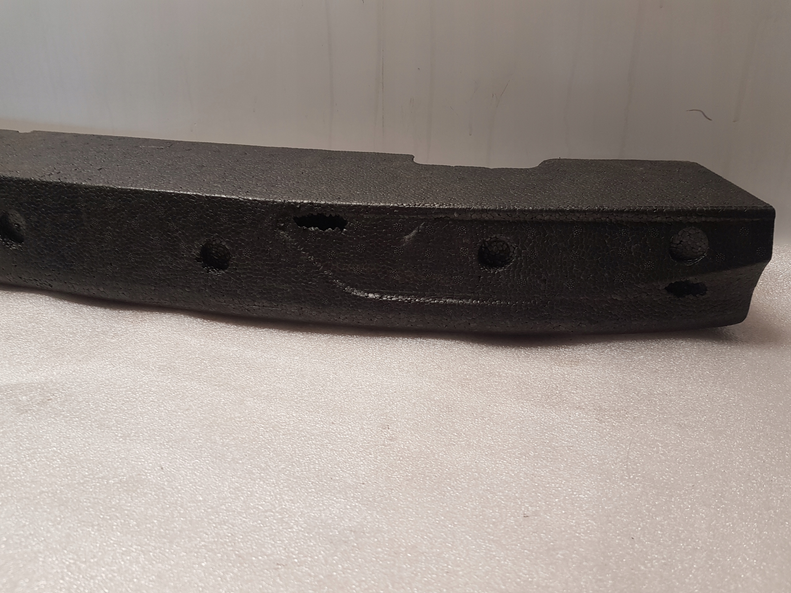 ABSORBER nárazníku předek MASERATI GHIBLI 670101005