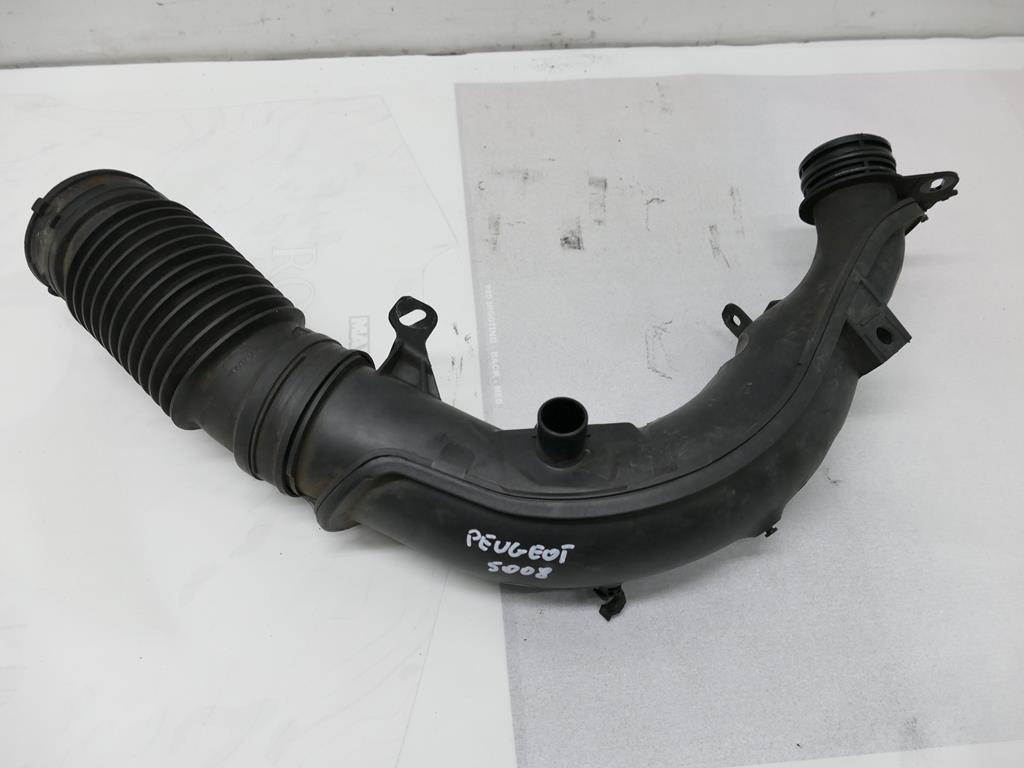 PEUGEOT 5008 2.0 HDI RURA PRZEWÓD POWIETRZA 11r Typ samochodu Samochody osobowe