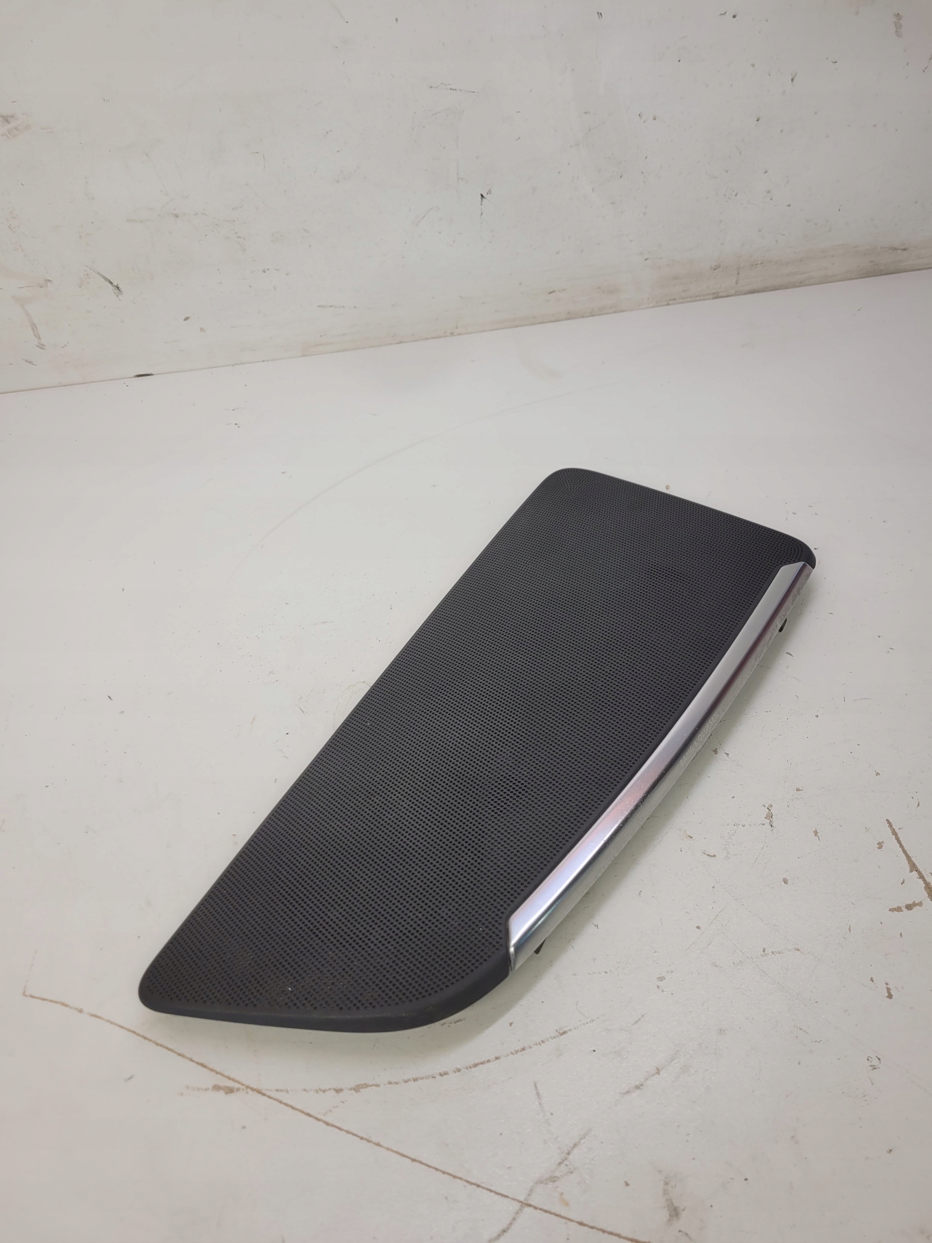 covering POLKI bang&O AUDI A8 D4 4H0863487B