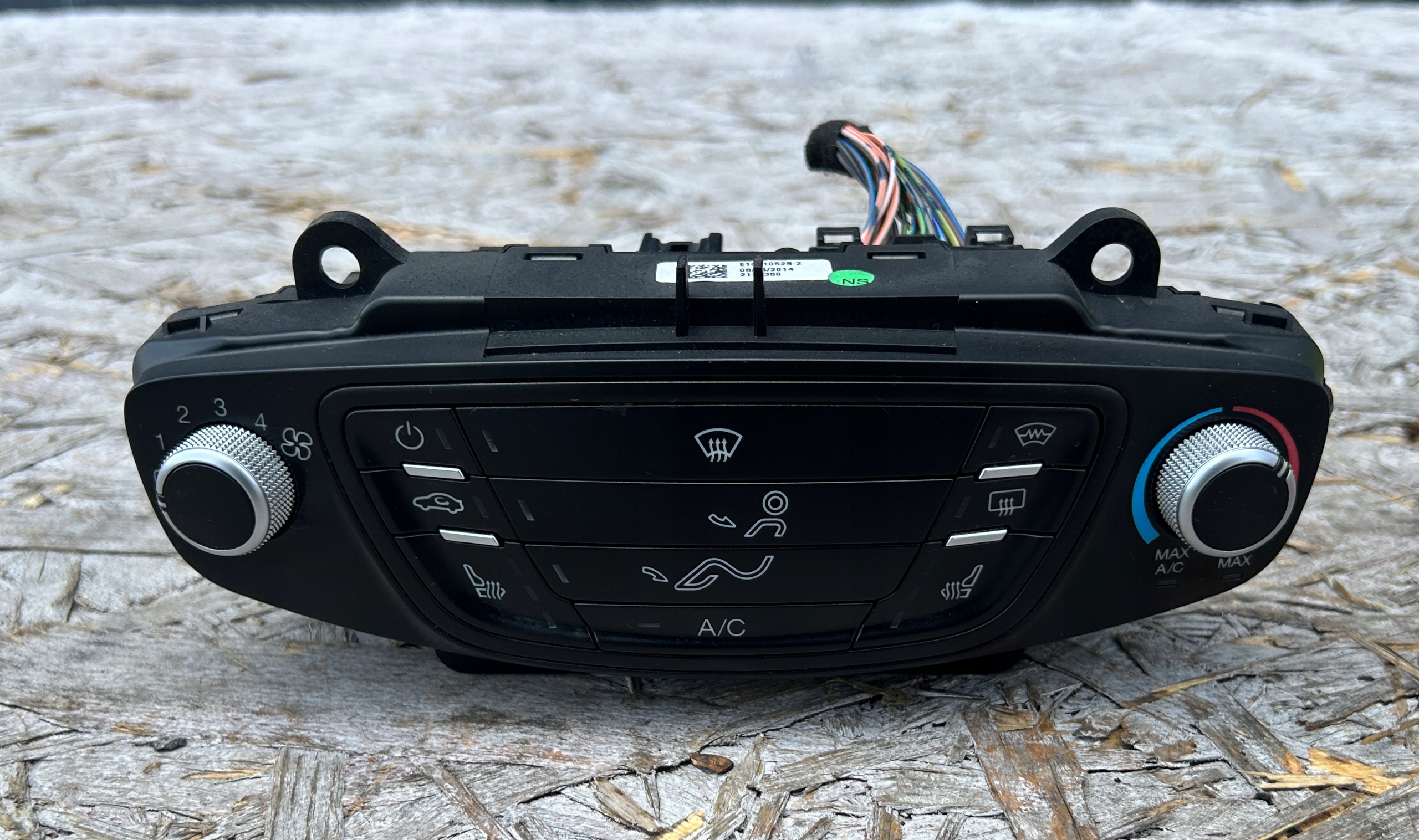 Unite commande clima Bouches buses FORD TOURNEO COURIER MK1 14- AV1T-18549