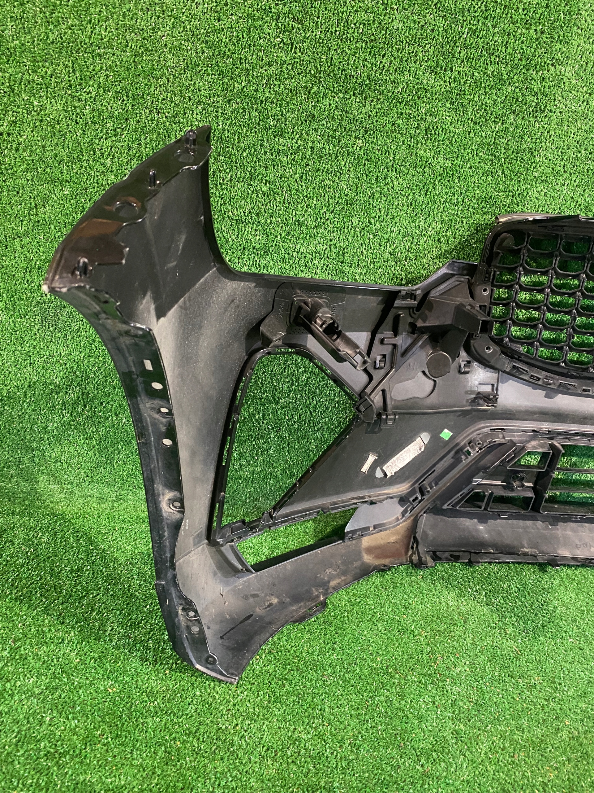 front bumper front VOLVO XC60 II LIFT R-design