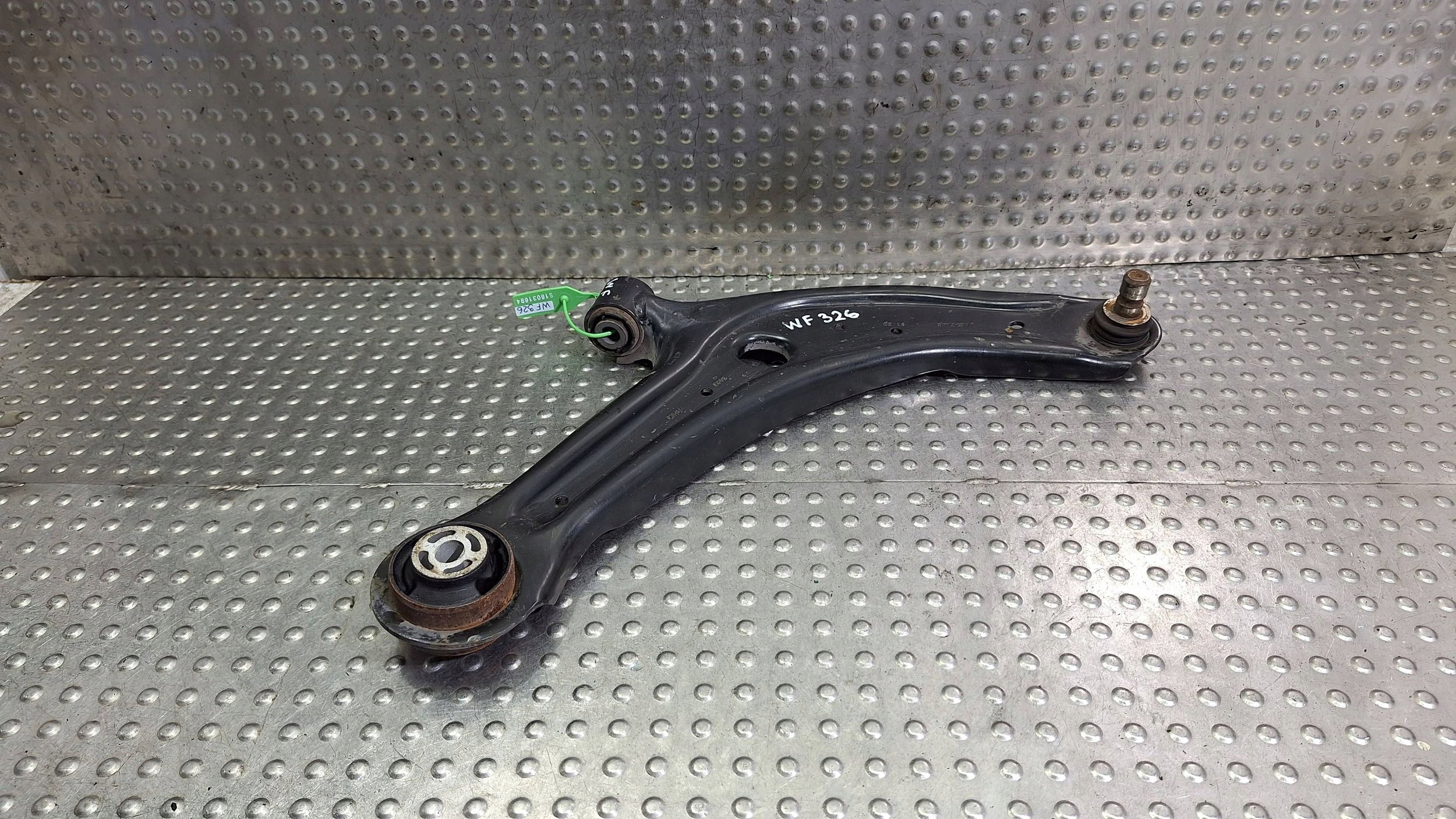 arm right front H1BC-3042-AF FORD FIESTA MK8