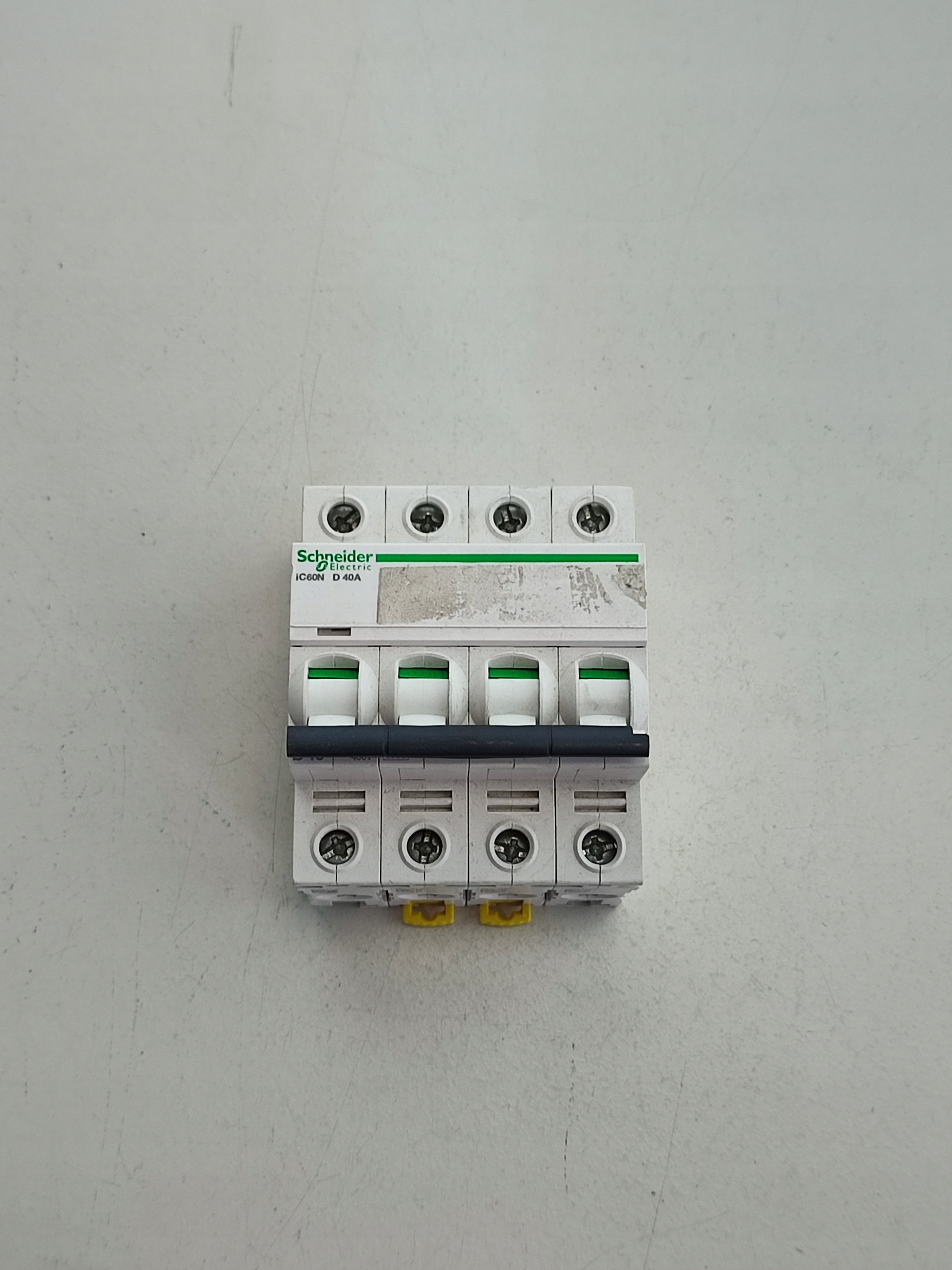 Schneider Electric nadproudový vypínač Acti9 iC60N 4P 40A D A9F75440