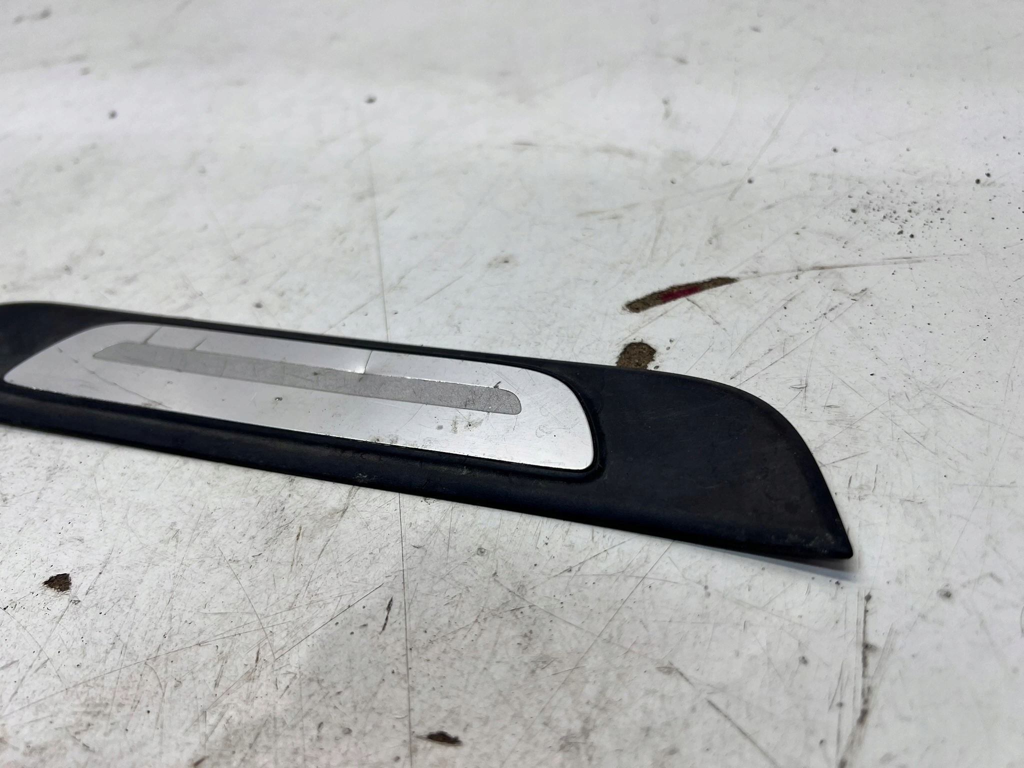 moulding threshold left rear part AUDI A3 8V4 SPORTBACK 8V4853557A 1/26