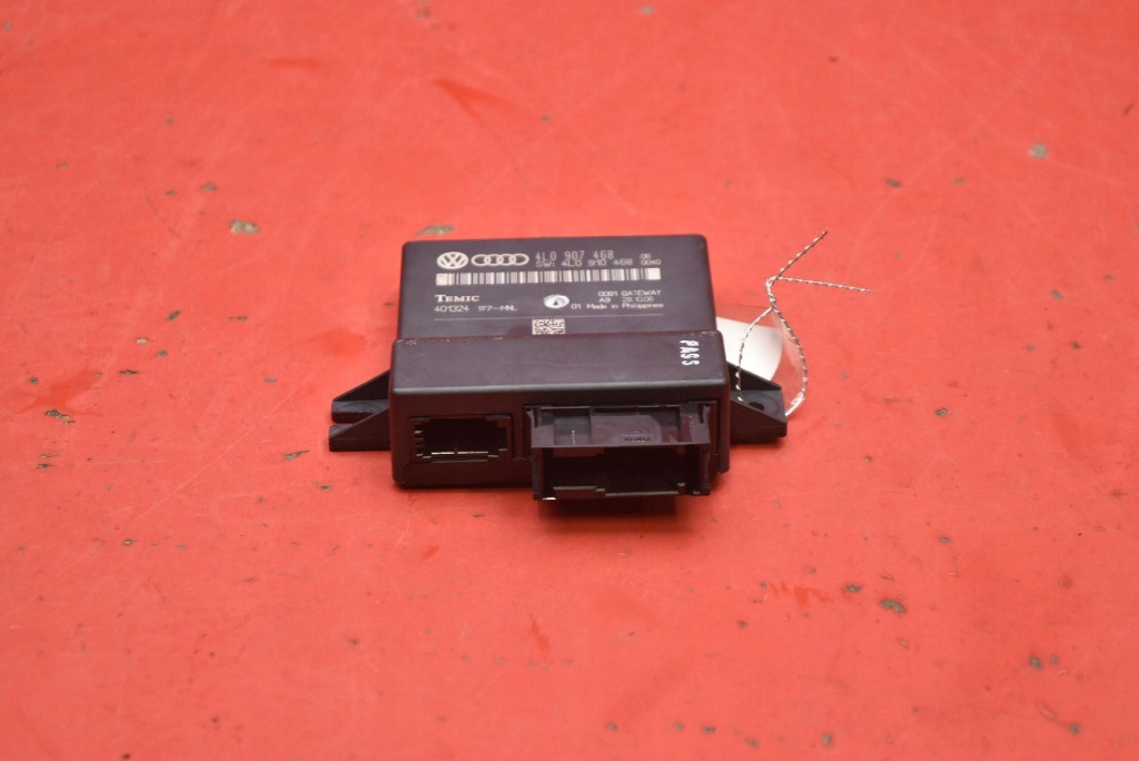control unit module GATEWAY 4L0907468 AUDI A8 D3 4.2 FSI 350 KM LIFT 05-07