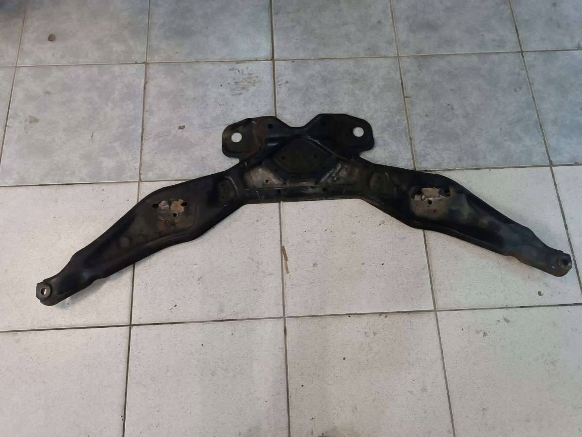 axle beam suspension beam front Infiniti G 4 facelift 2013