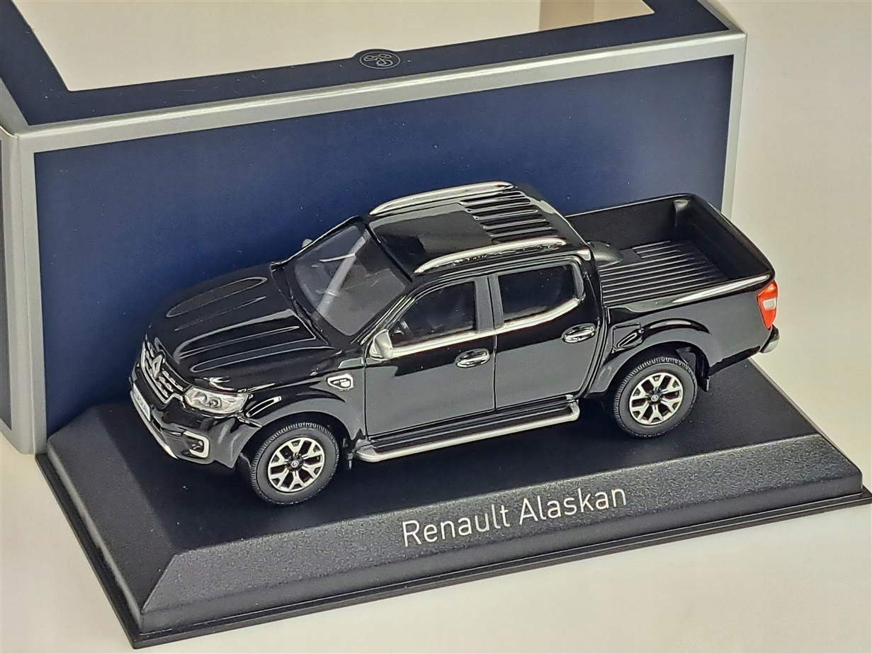 Norev Renault Alaskan 2017 Black 1:43