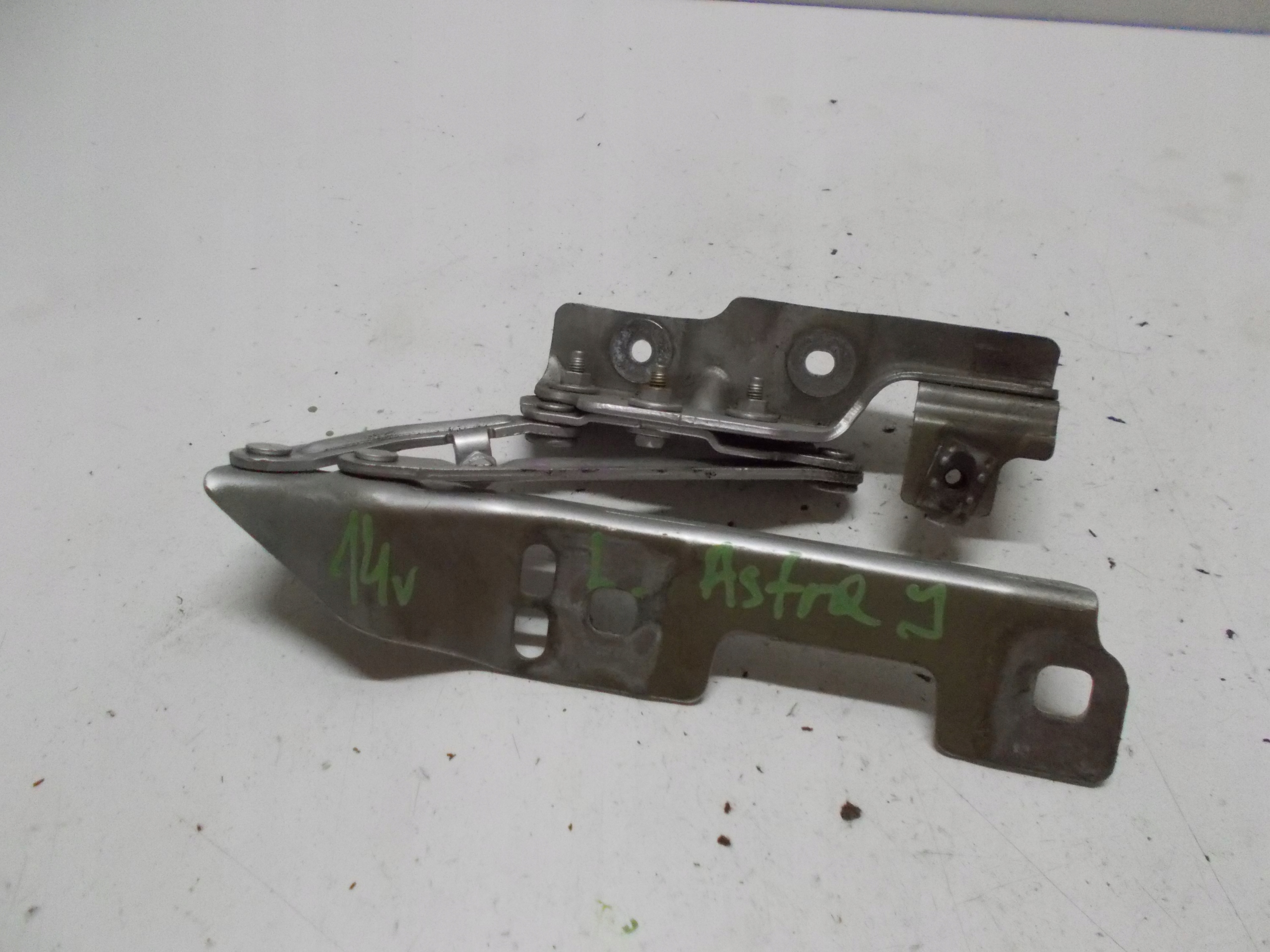 OPEL ASTRA J 14R hinge bonnets right 20879202