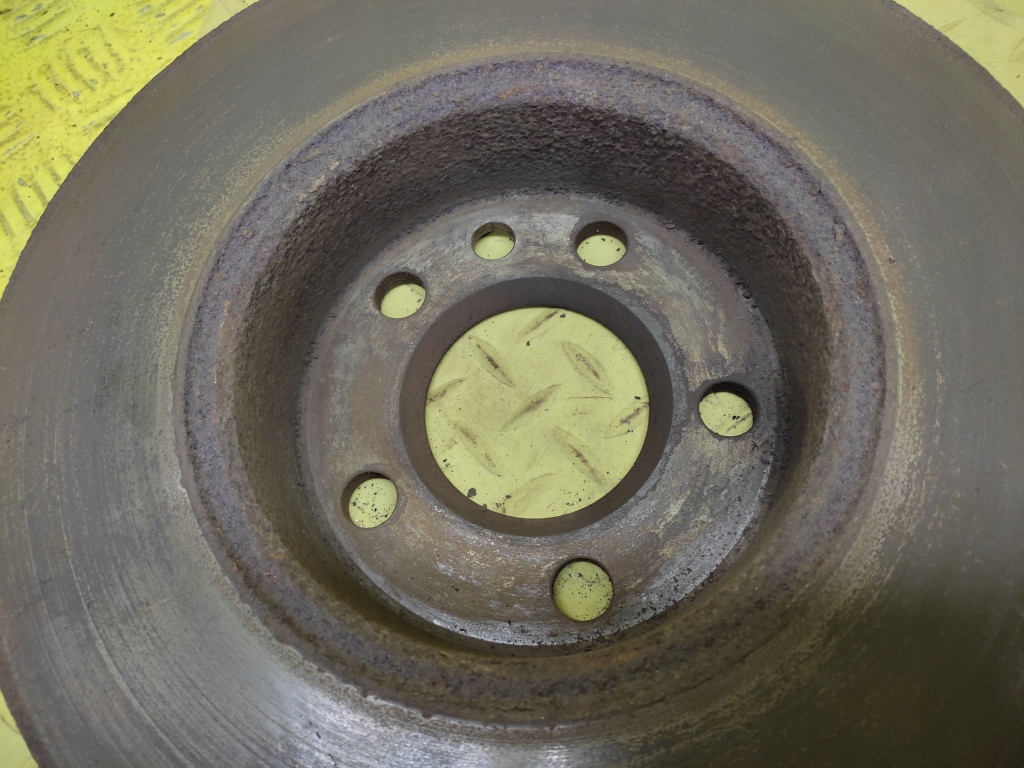 VW T4 1.9 TDI discs brake front