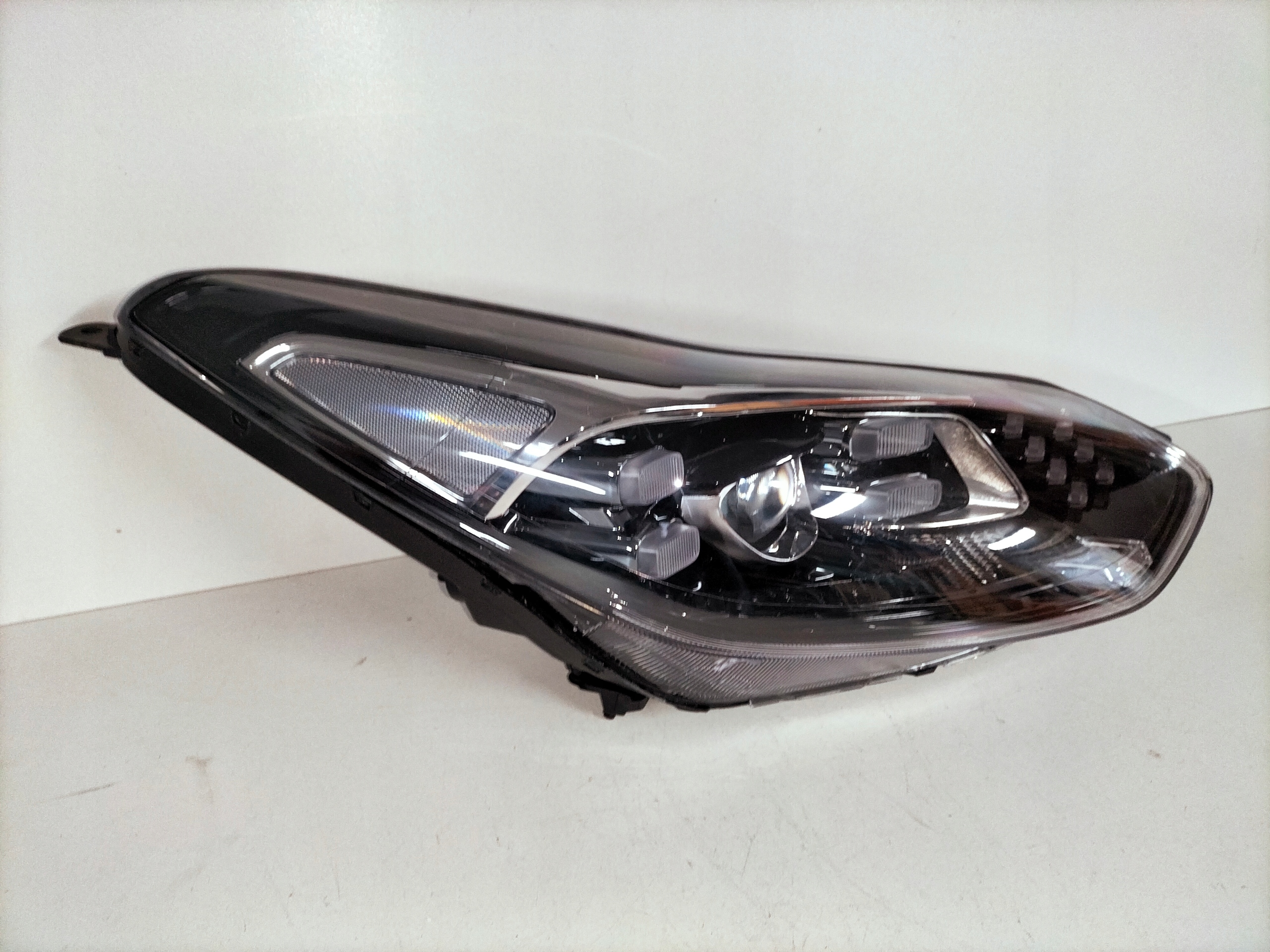 light front right KIA SPORTAGE IV LIFT 18- LED