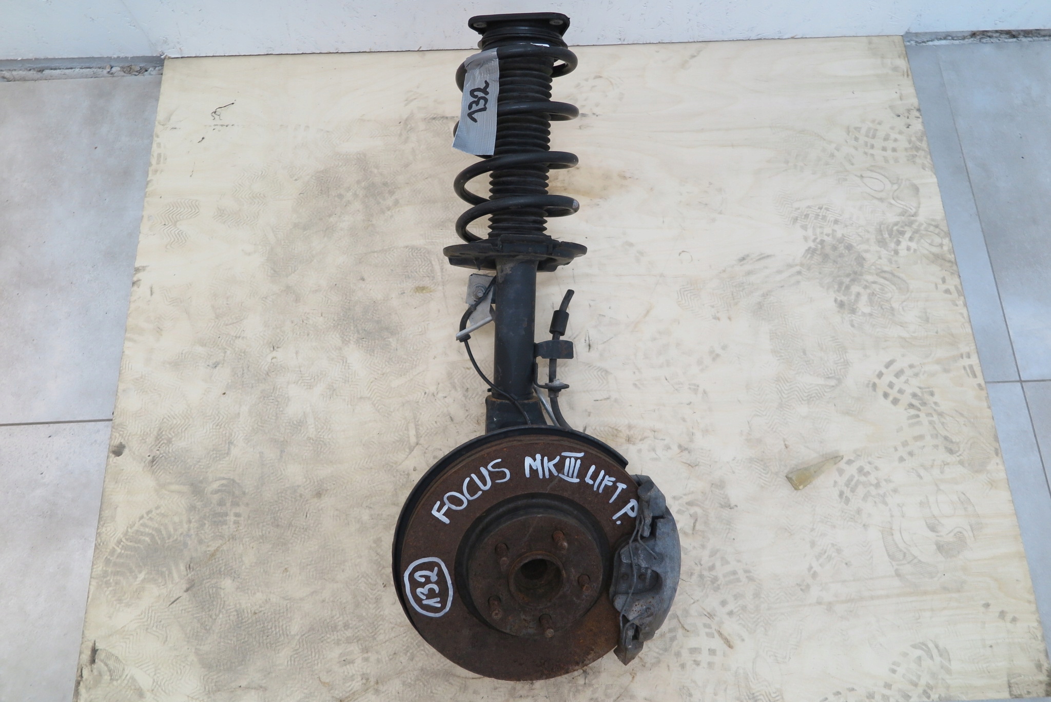 Focus MK3 РЕСТАЙЛИНГ поворотный кулак, цапфа перед