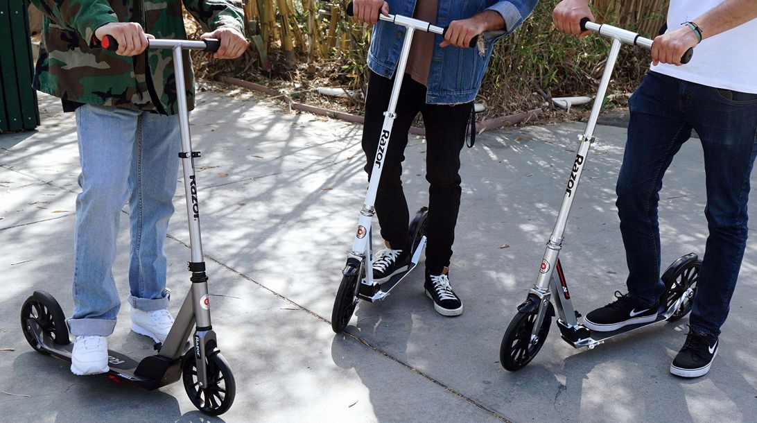 Hulajnoga Razor A5 Lux Hamulec tak