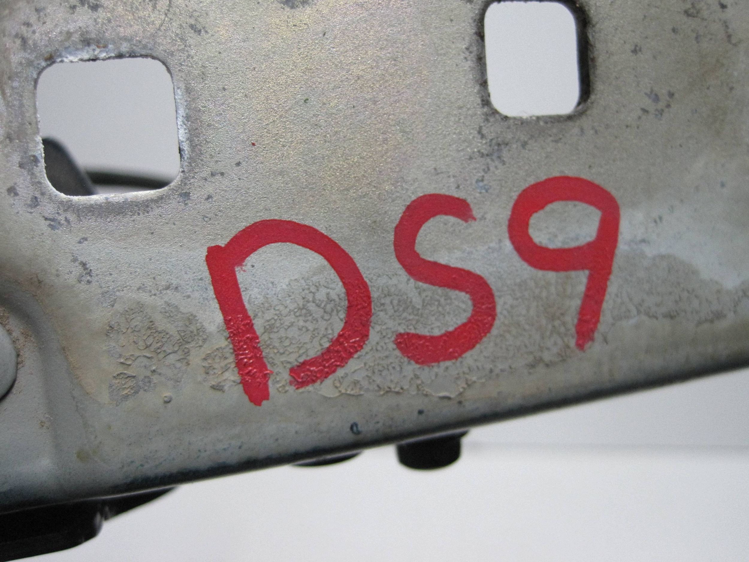 hinge bonnets right CITROEN DS9 9813071980