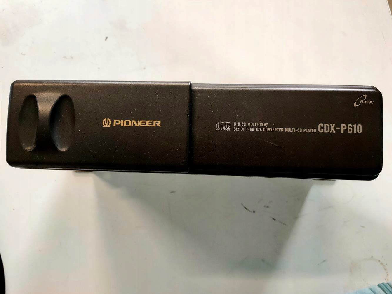 Zmieniarka Pioneer COX-P610