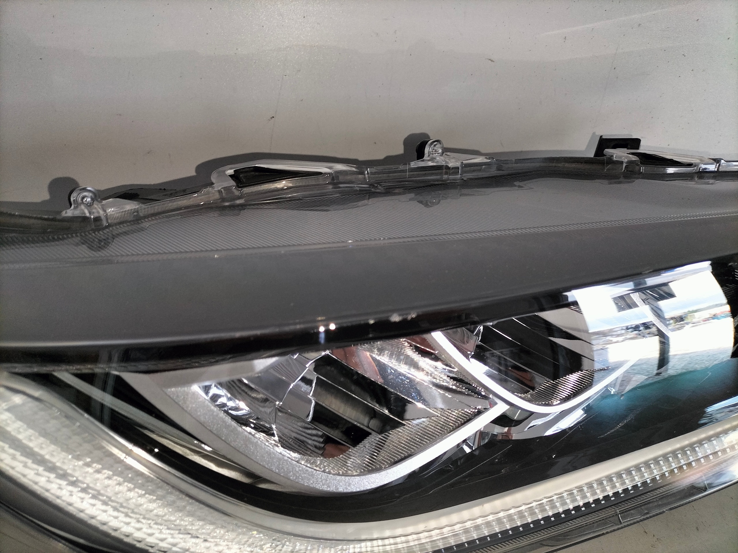light front reflektor right TOYOTA YARIS 4 IV 20- FULL LED