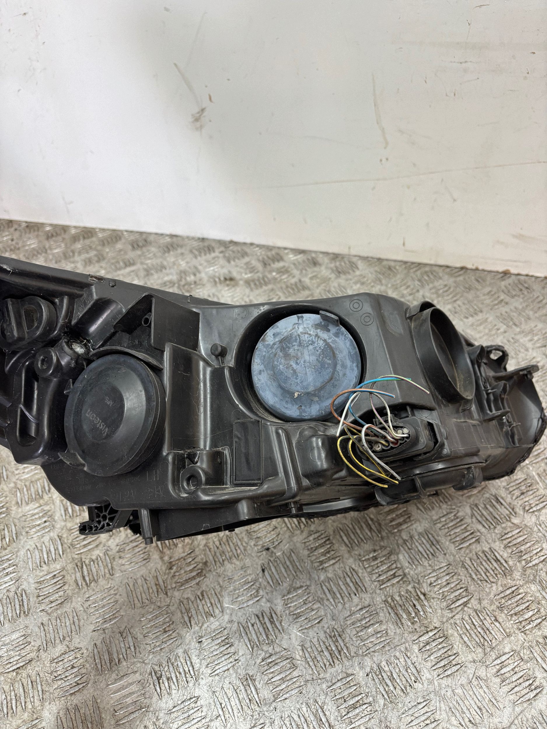 REFLEKTOR feu gauche FORD FOCUS III MK3 10