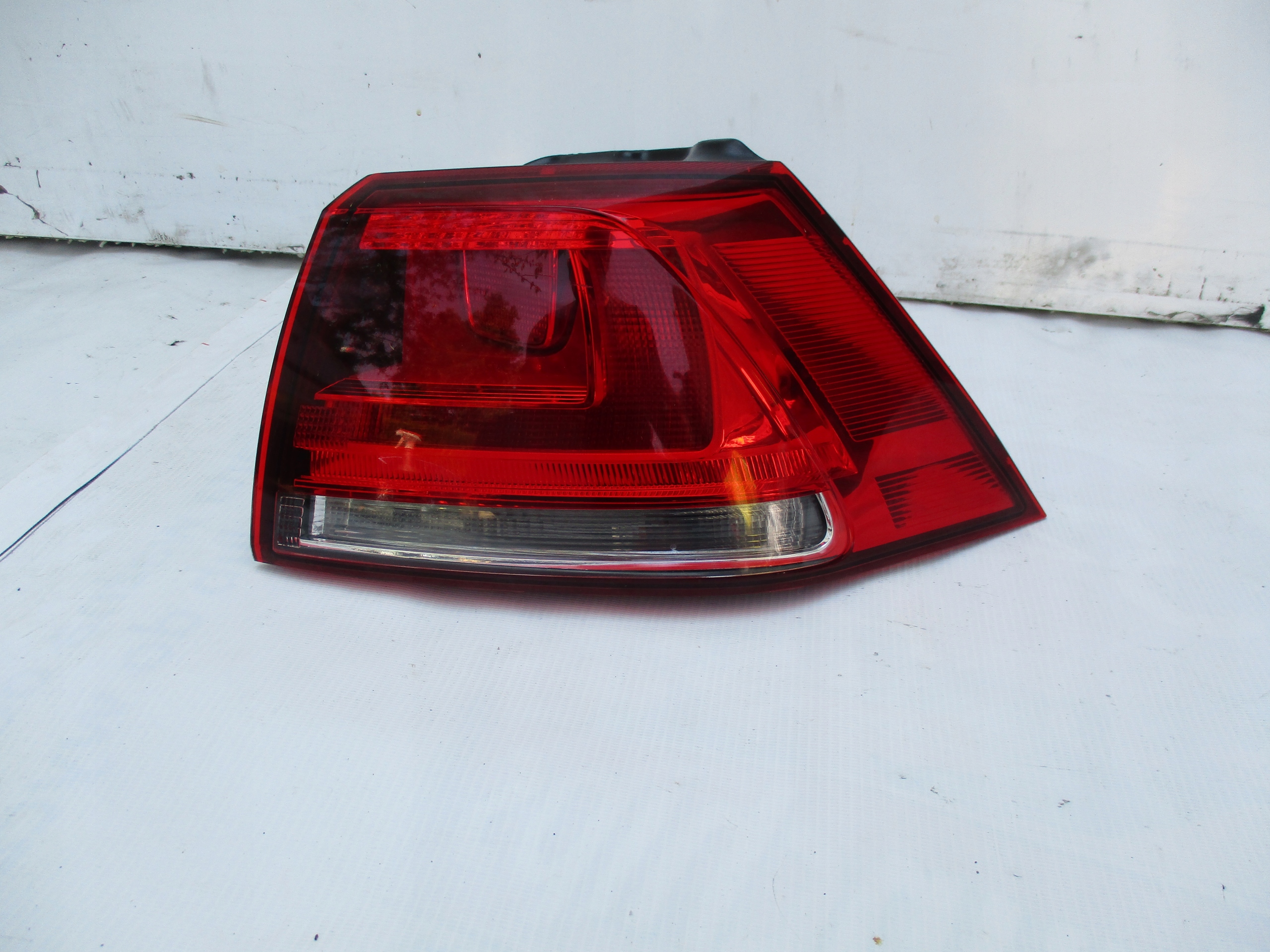 light right rear part WV Golf VII 5G0 945096M