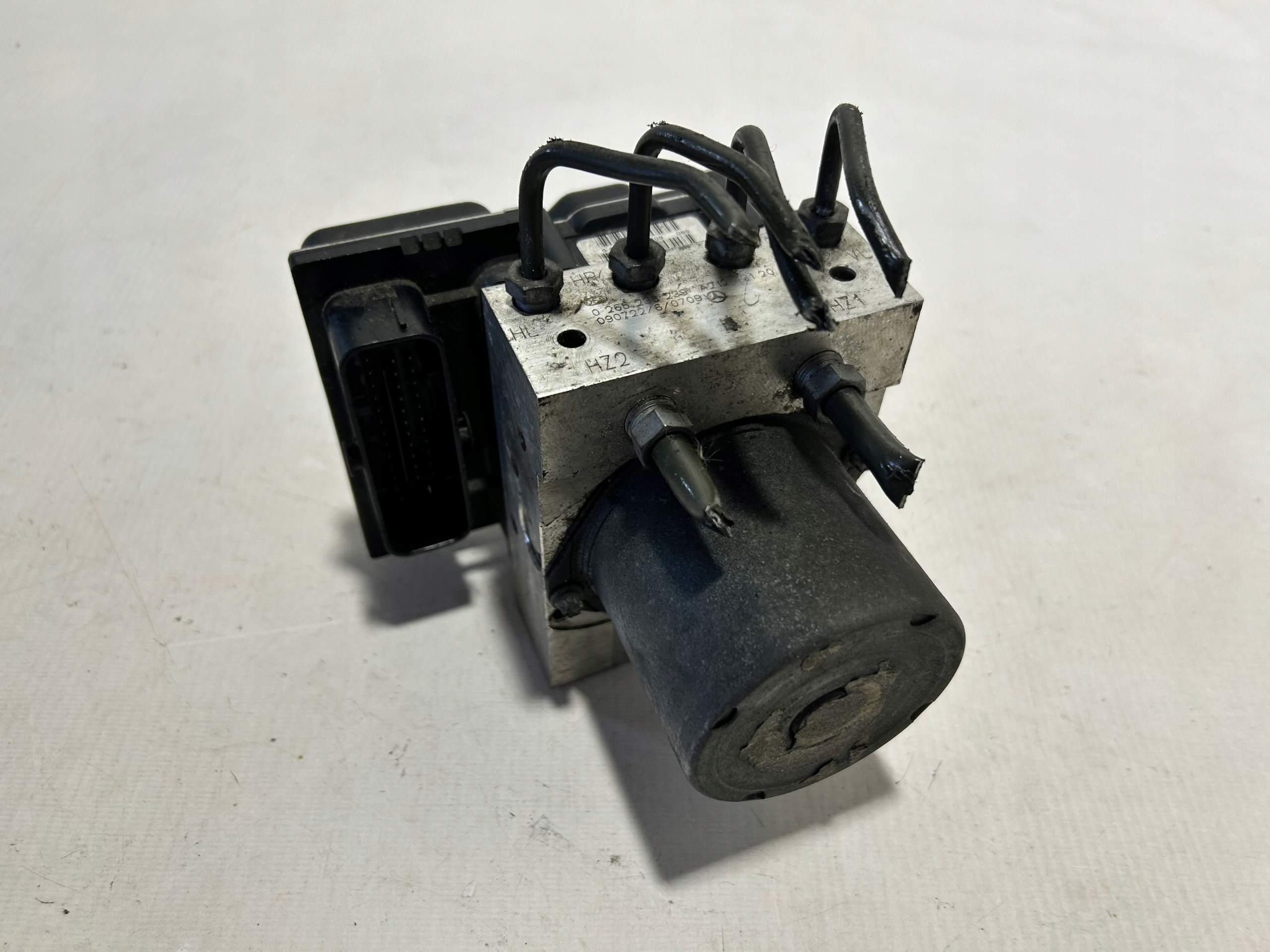 Pompa ABS MERCEDES W212 2124312012
