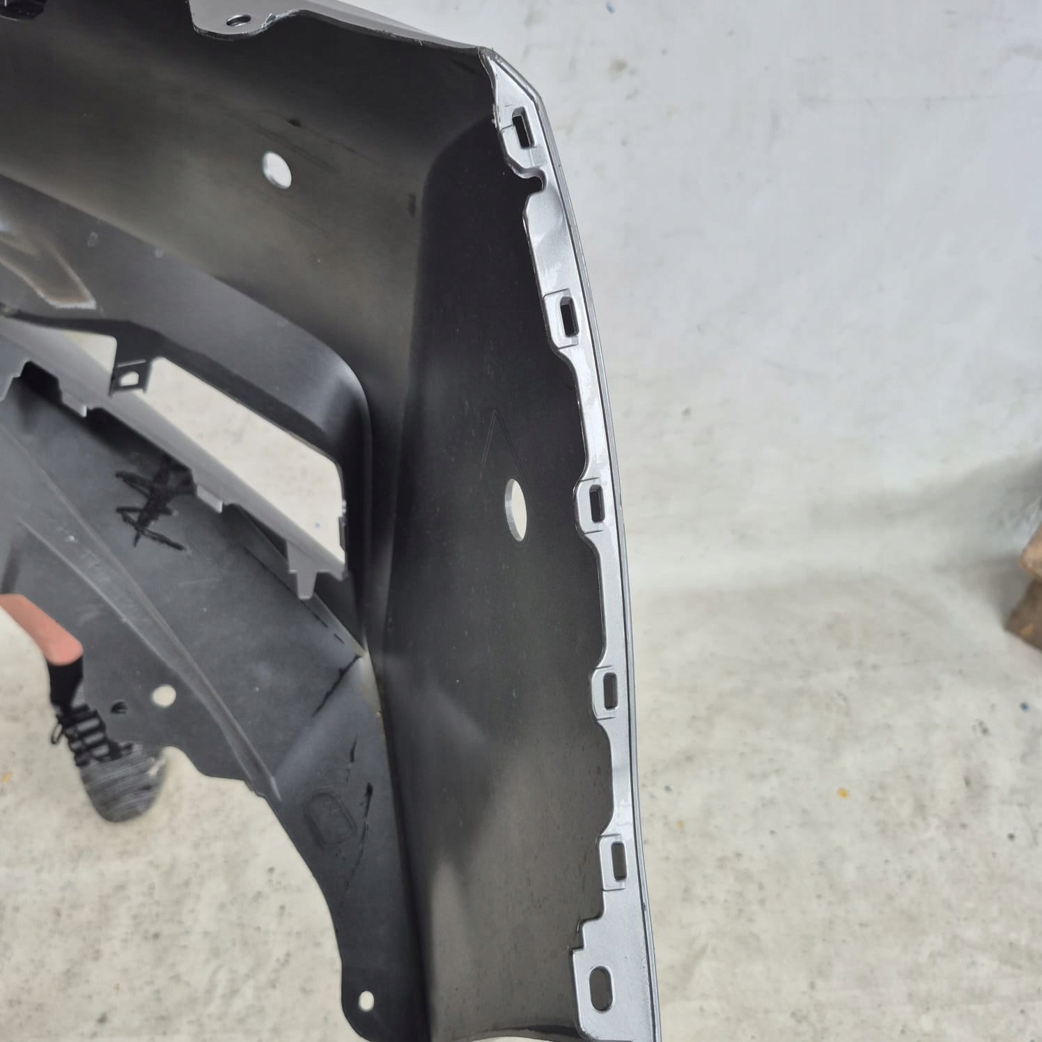 NISSAN LEAF II 2 17-> bumper front front PDC