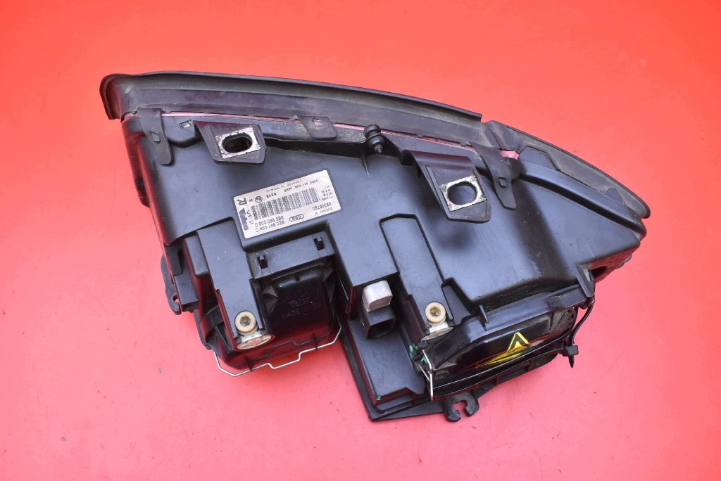 REFLEKTOR right light front lens XENON EU 8E0941004C AUDI A4 B6 00-05