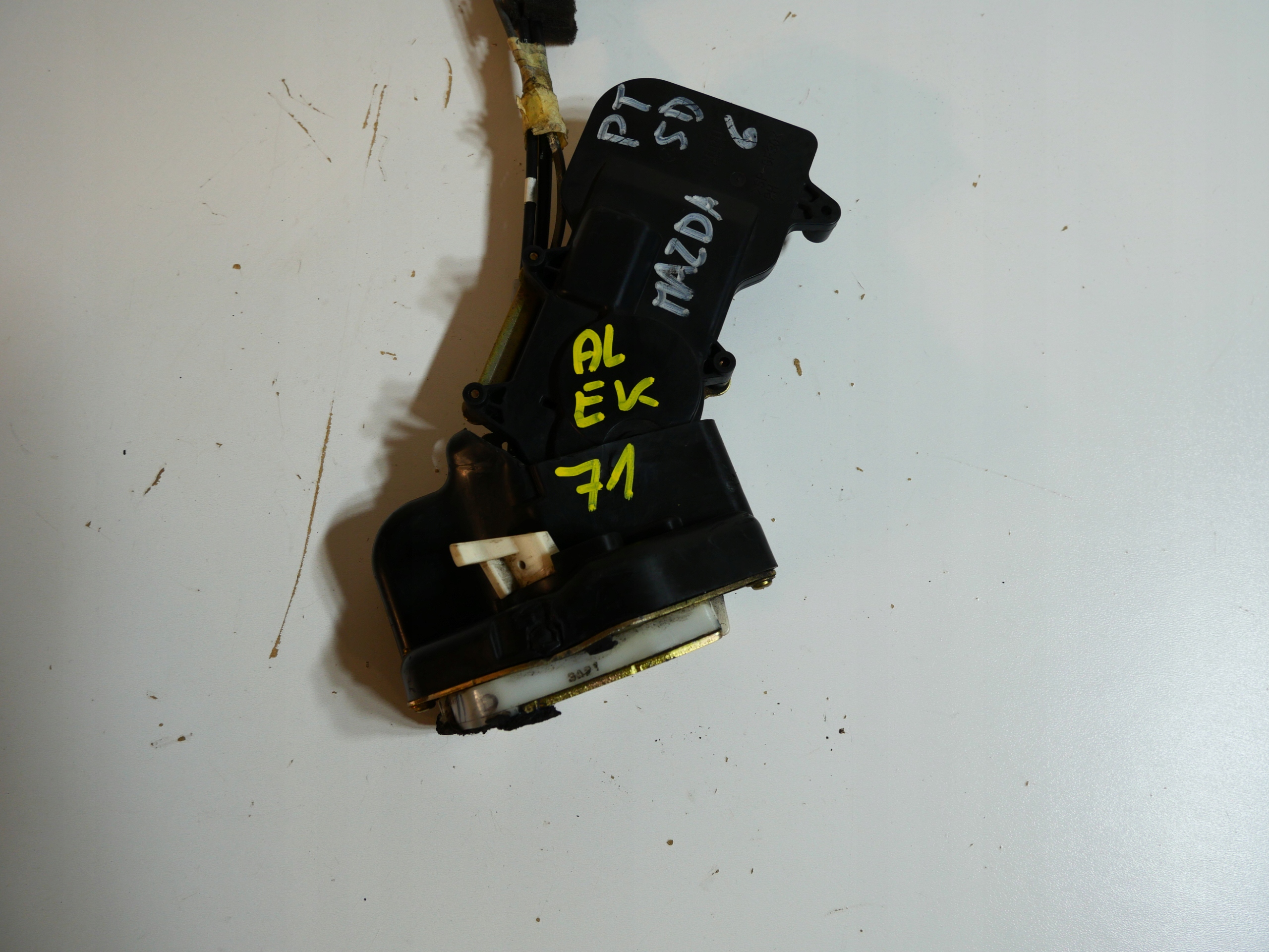 lock door MAZDA 6 right rear part GF30