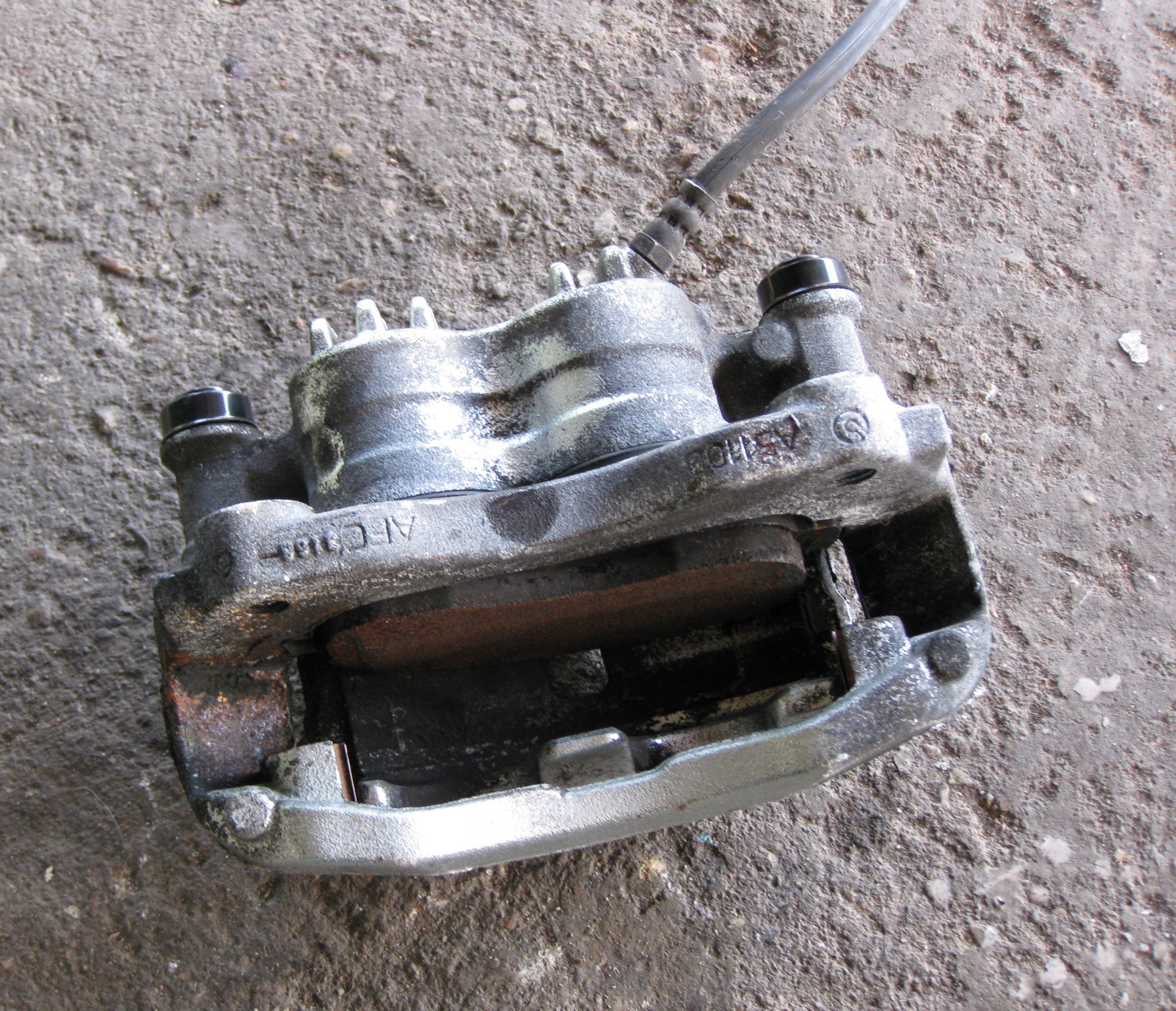 RENAULT MASTER III MOVANO 2.3 DCI caliper brake right front