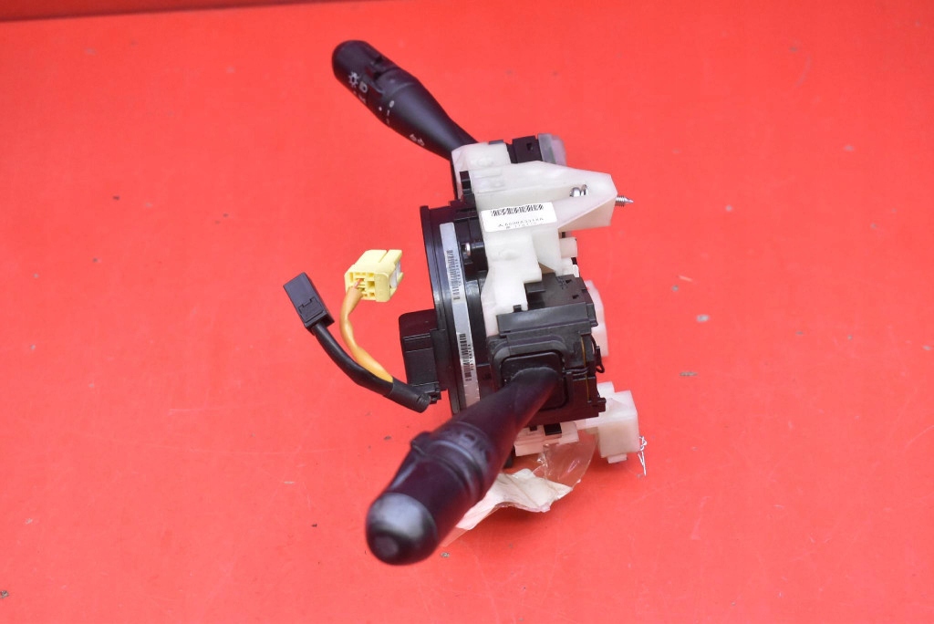 DEVIO LUCI TERGICRISTALLO TERGI PAJAK 8600A331XA MITSUBISHI COLT 6 VI Z30 5D HB 08-13