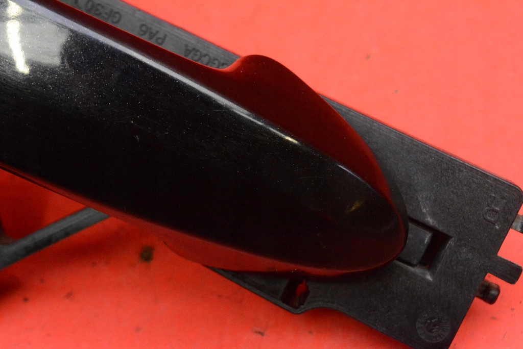 handle right front front KC AV11-R22464-AB FORD B-MAX 12-18