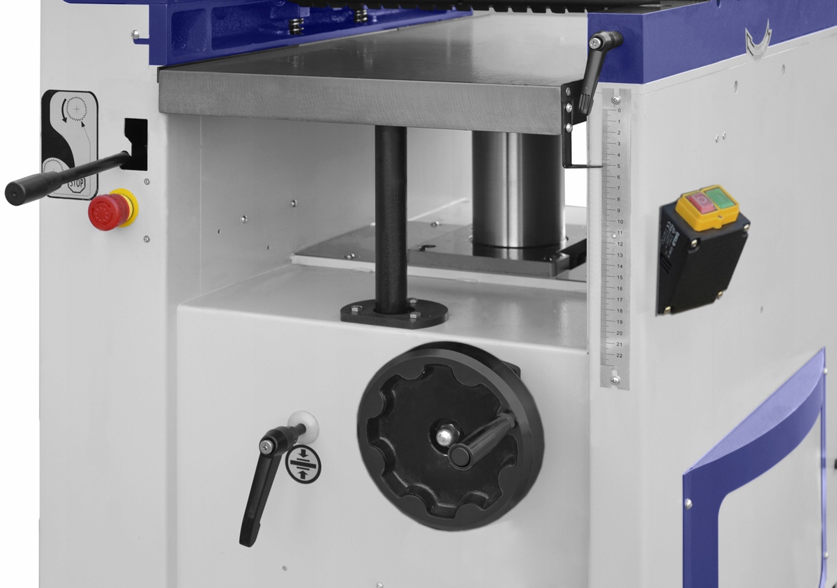 STRUGARKA HEBLARKA GRUBOŚCIOWKA 410 WAŁ SPIRALNY Moc 3000 W