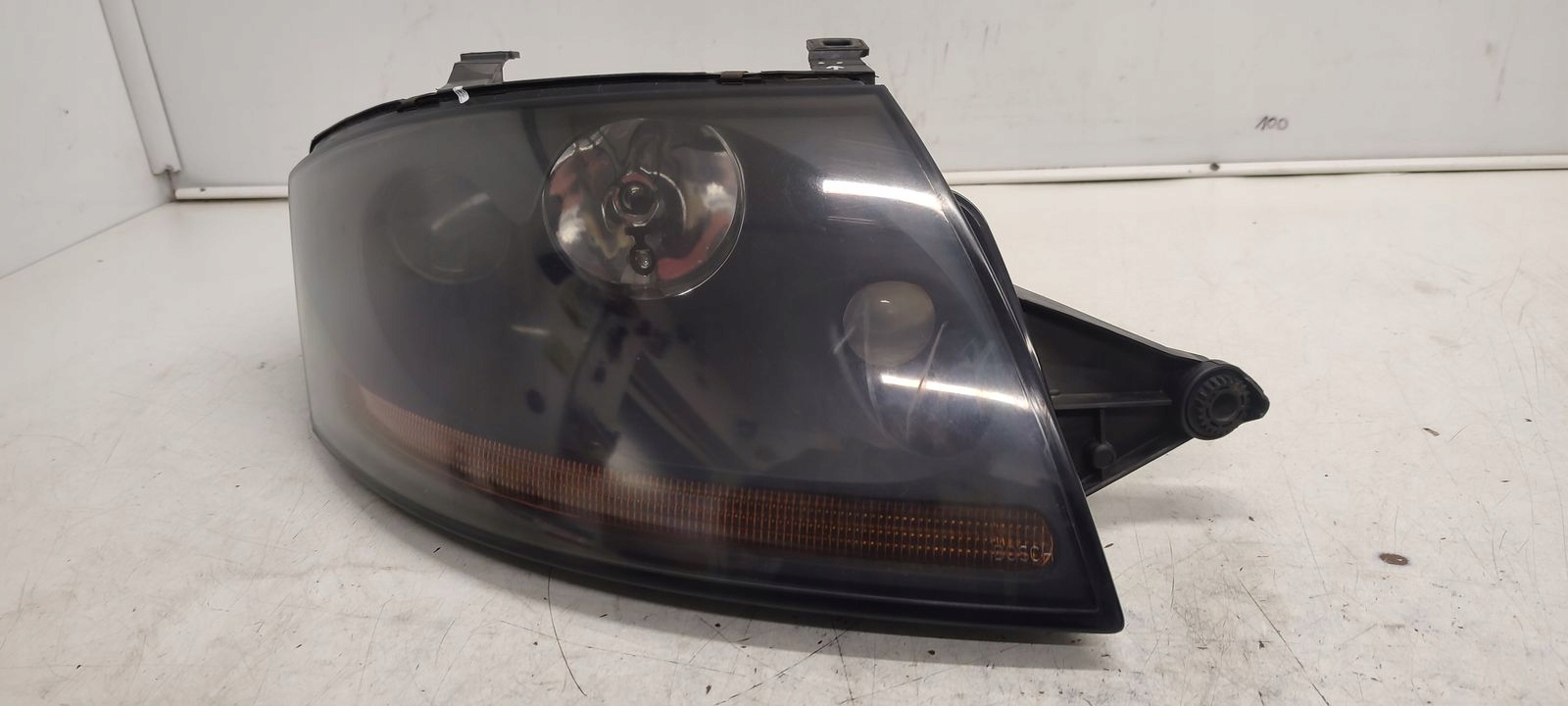 light front front right xenon Audi TT