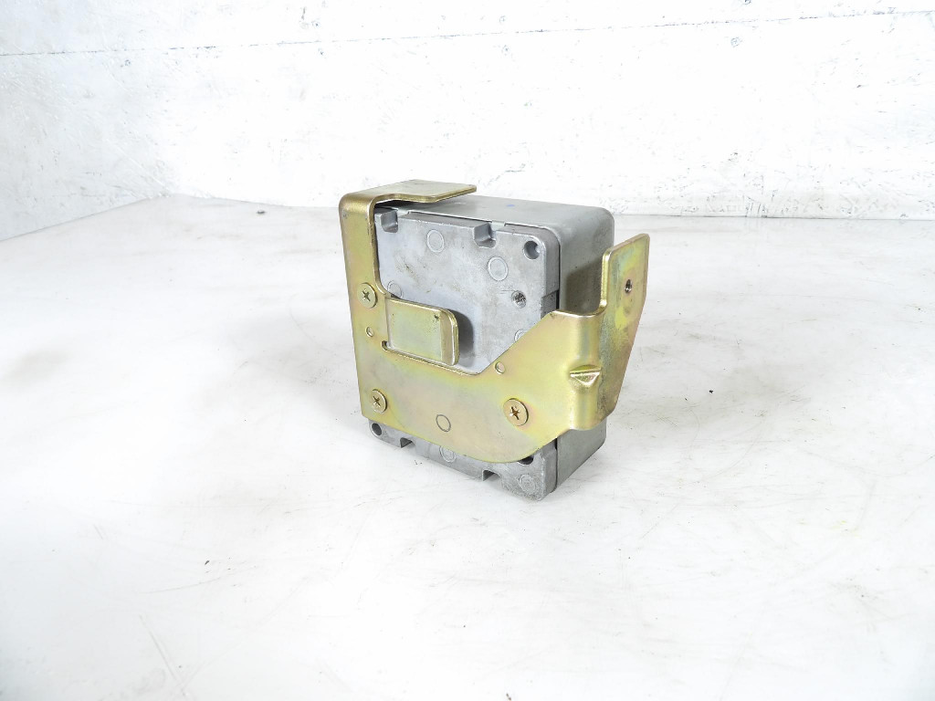 RENAULT CLIO II modulo SERVOSTERZO 8200149673
