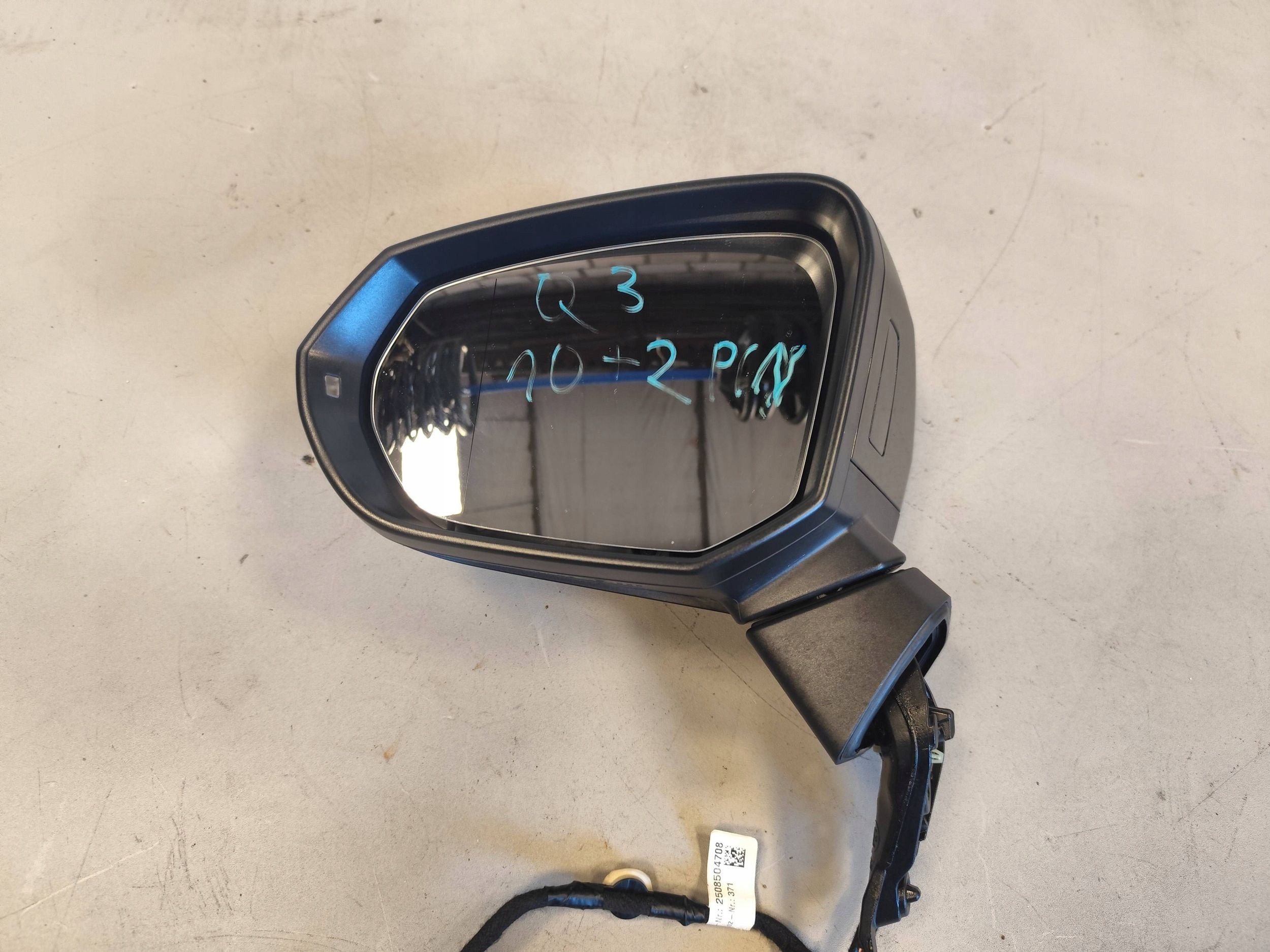 AUDI Q3 II 83A mirror left 10+2 PIN 12 PIN