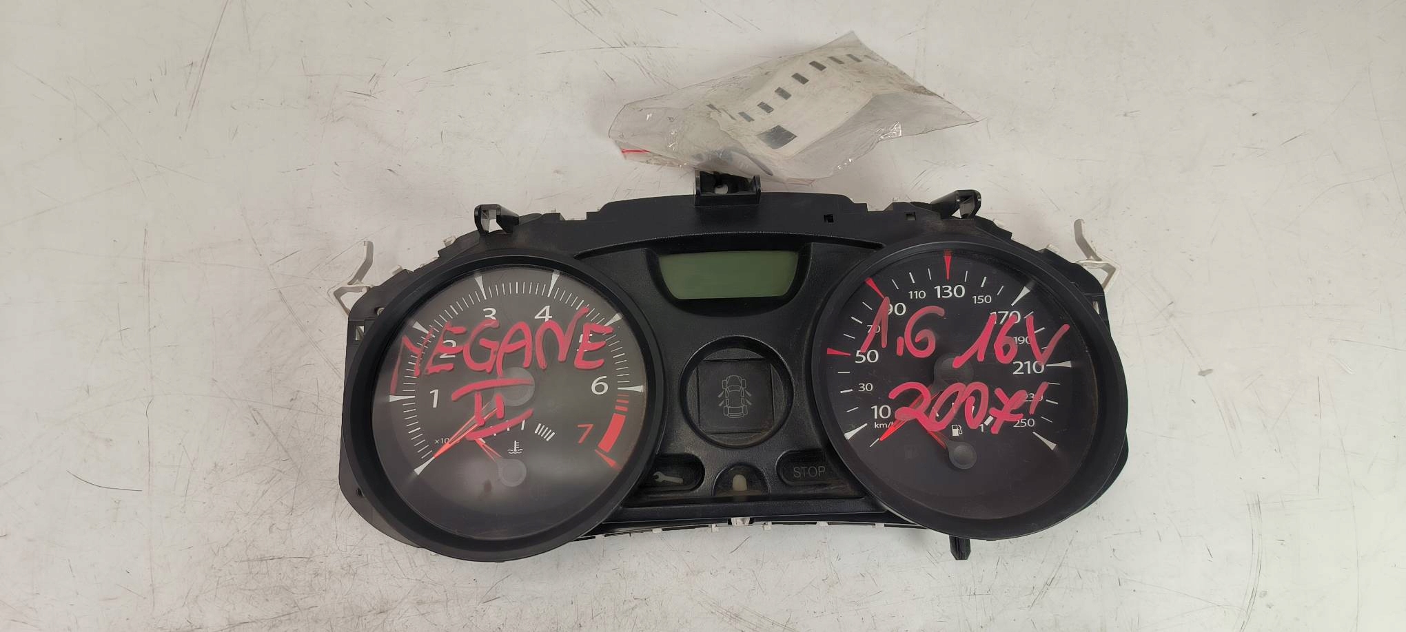 dials clock EU 8200408780 RENAULT MASTER II