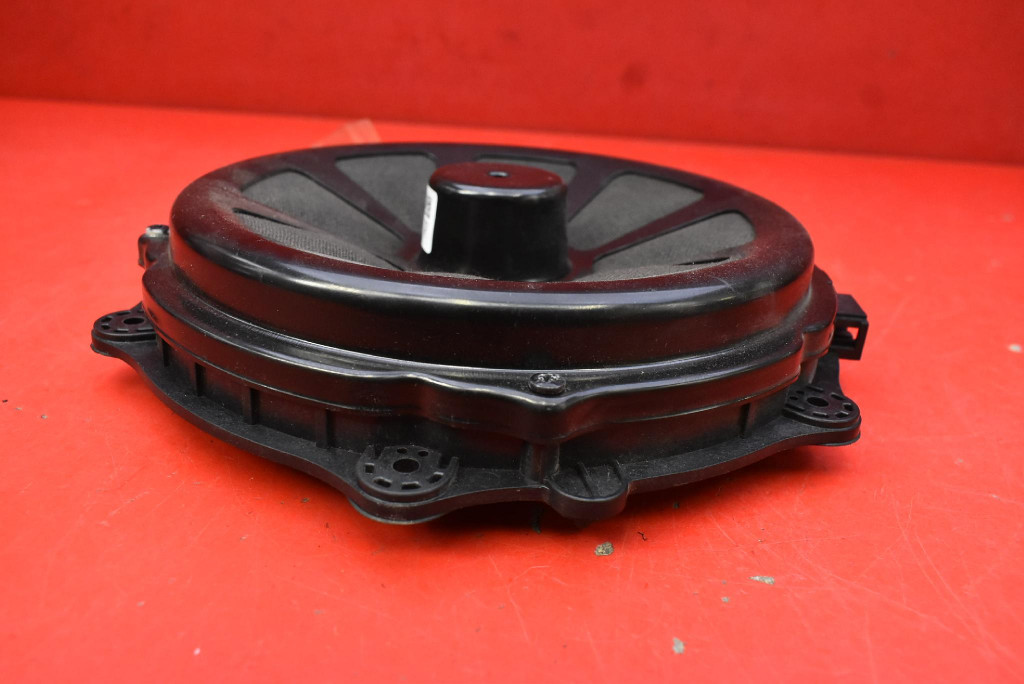 speaker left front 7PP035454E PORSCHE CAYENNE 2 II 92A 7P5 10-14