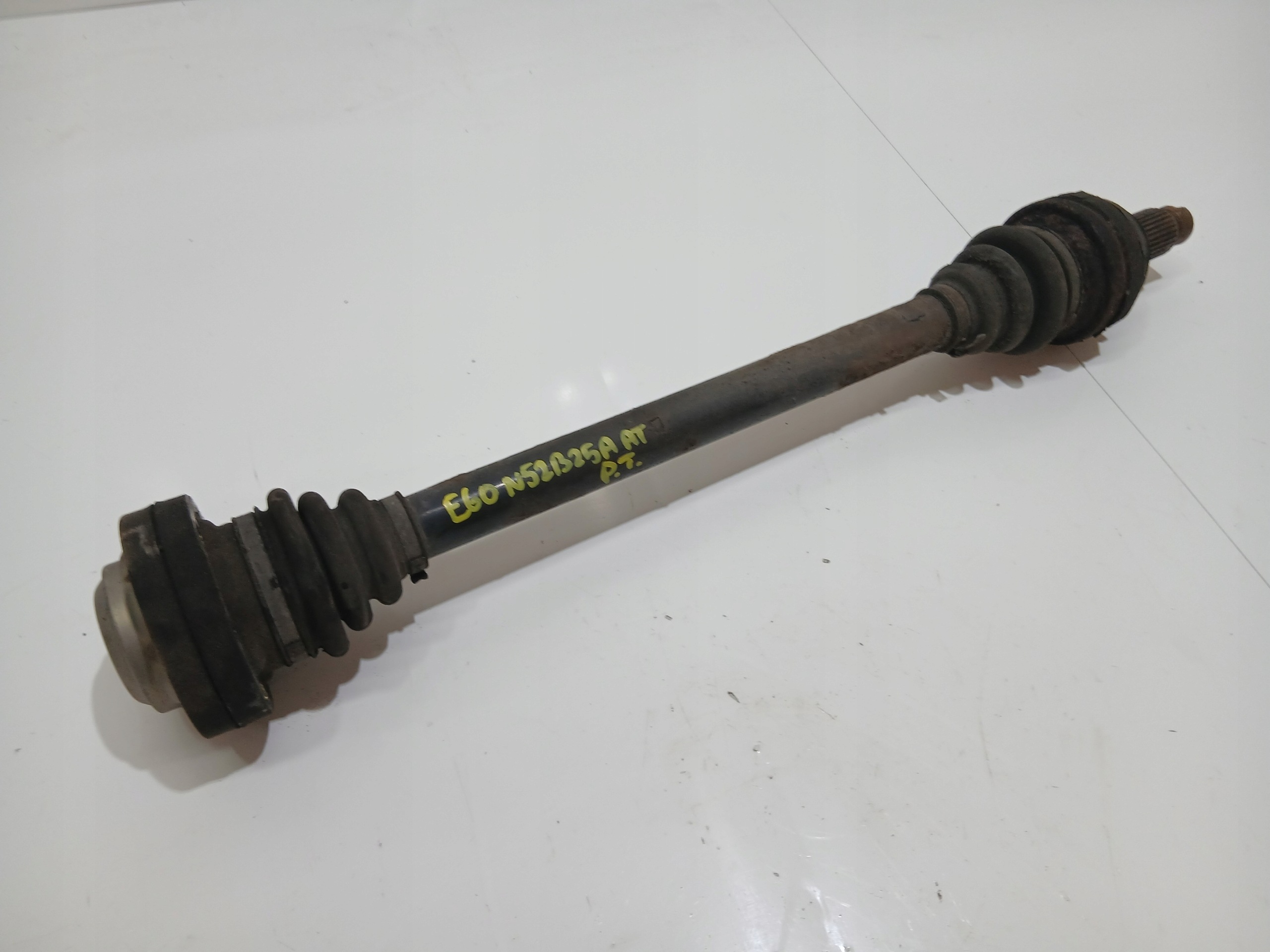 semi-axis right rear part BMW E60 N52B25A AUTOMAT OE 7521131 (0000497)