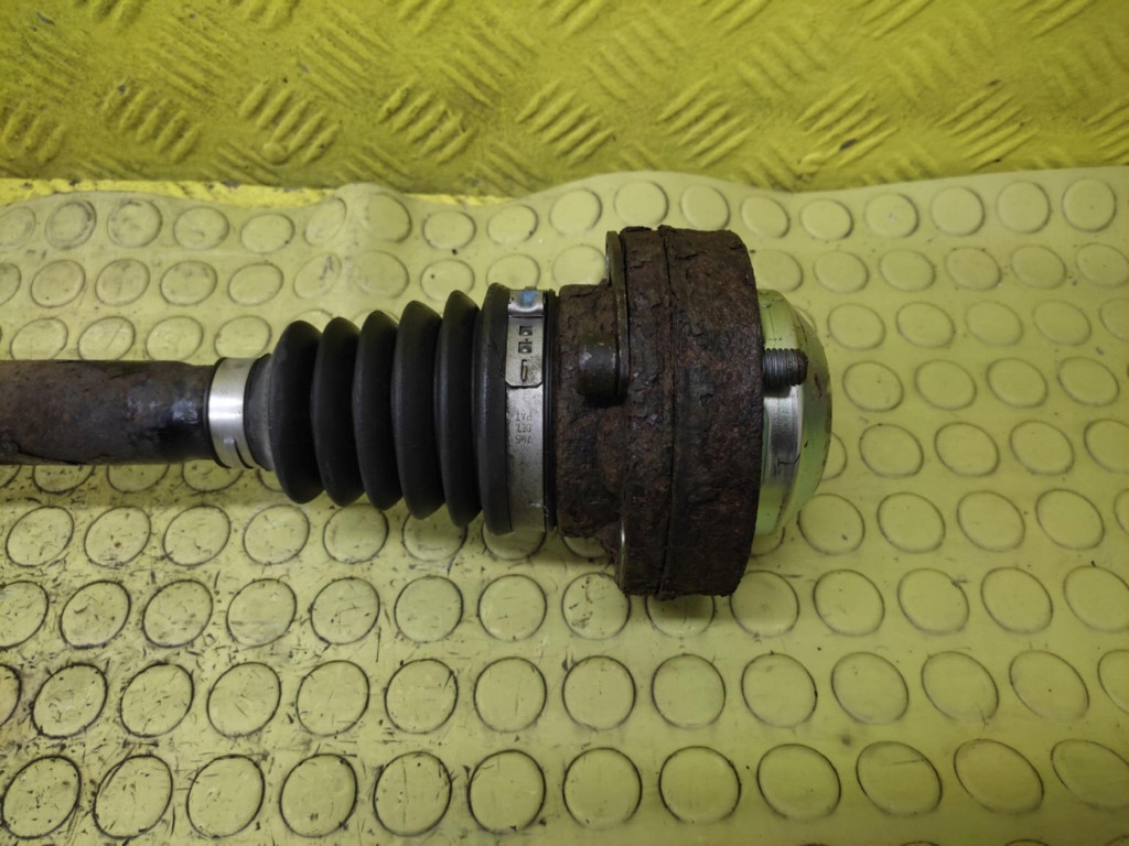 AUDI A6 C6 3.0 TDI semi-axis left rear part 4E0501203B