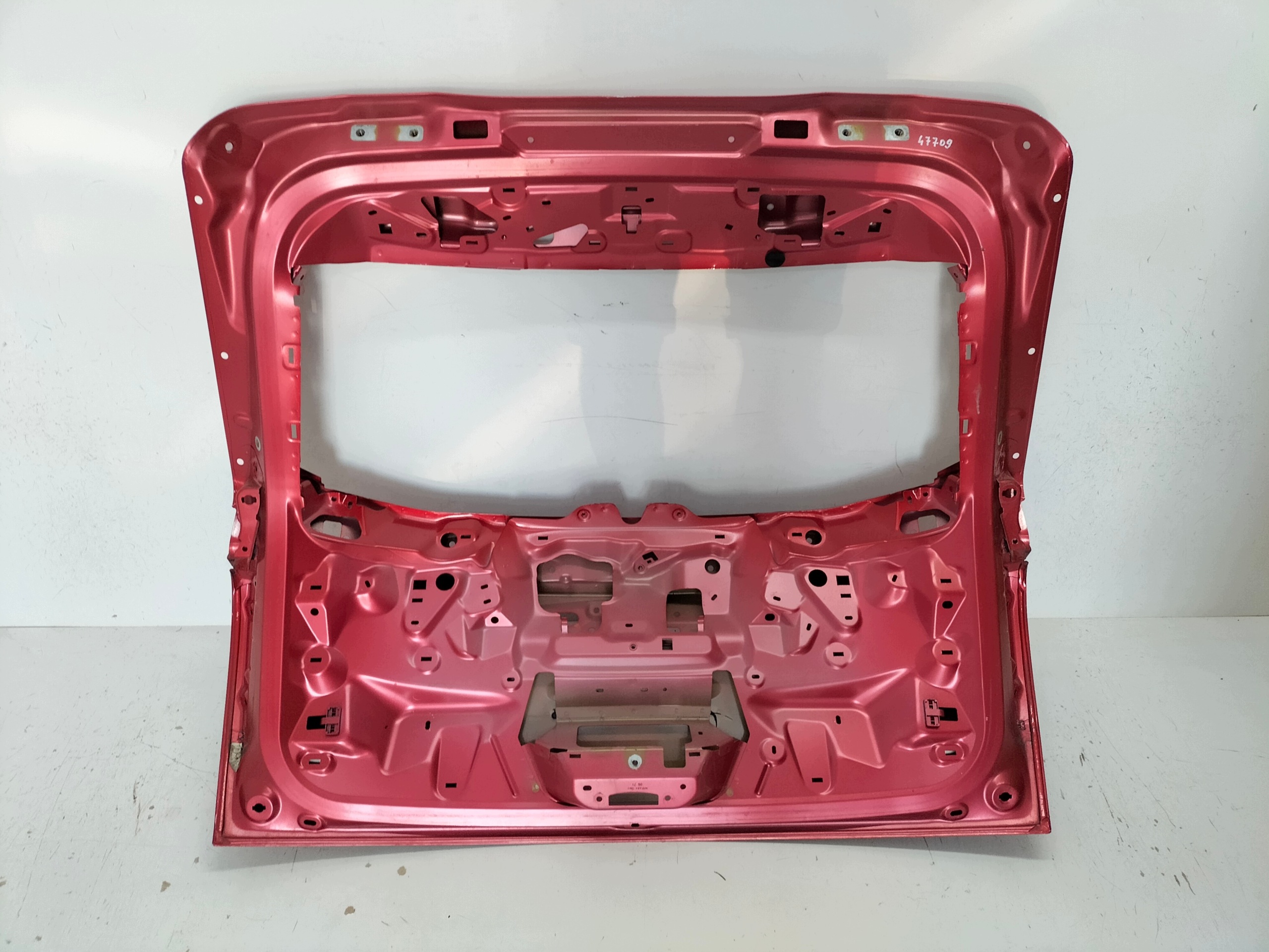 boot doors boot rear part PEUGEOT 2008 II 2 19