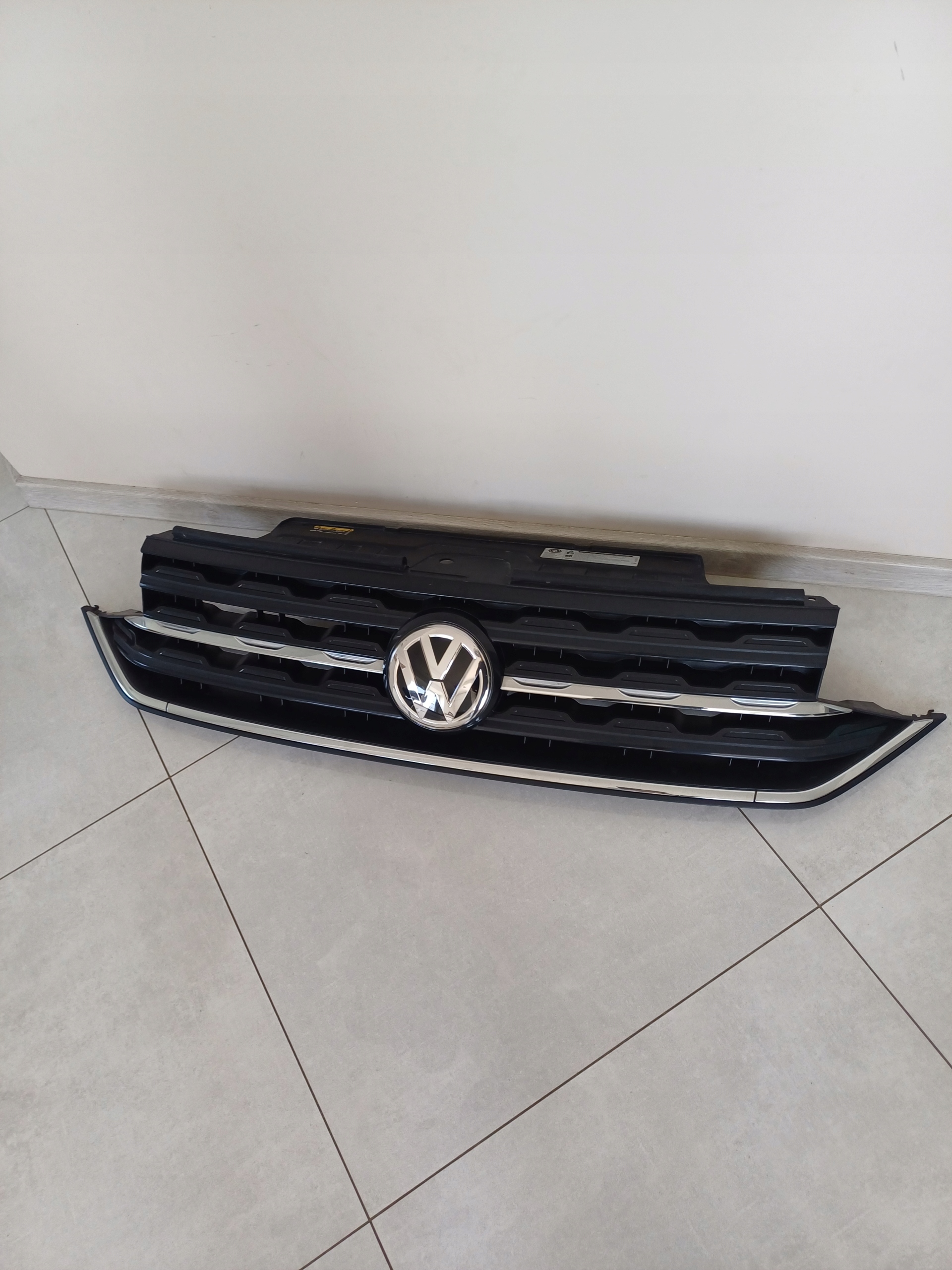 Grille VW T- CROSS 2GM853653A